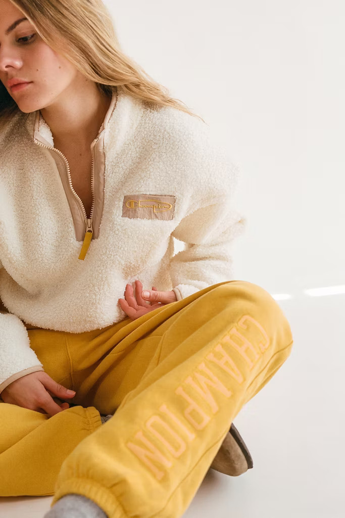 Champion UO Exclusive Sherpa Half-Zip Jacket | Urban Outfitters (US and RoW)