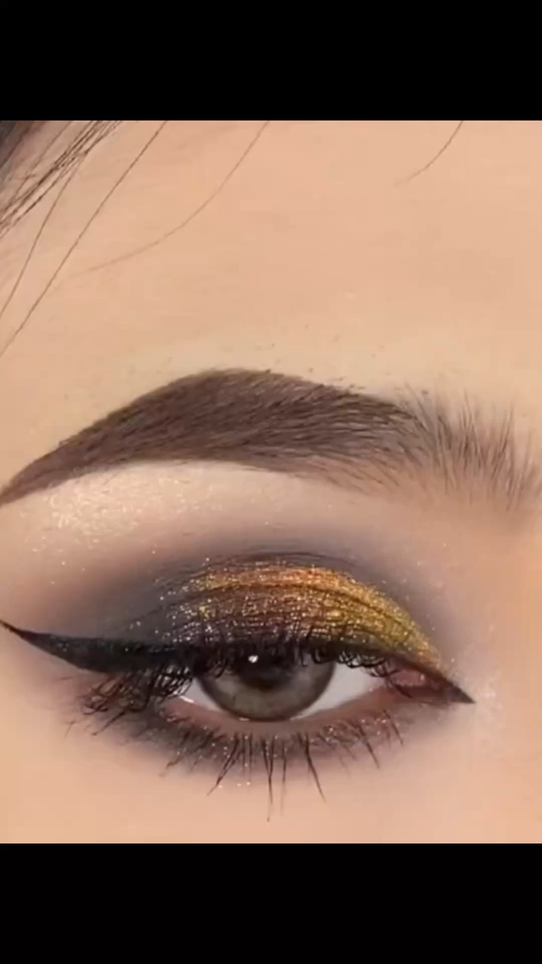 My Go-To Everyday Eye Makeup Look | Easy & Elegant ✨
#EyeMakeup #EverydayEyeLook #EasyMakeup #ElegantBeauty #BeginnerMakeup

#LTKBeauty #LTKvlog