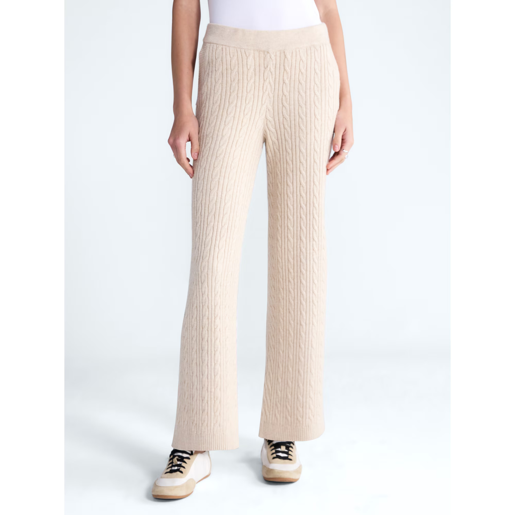 Free Assembly Women's and Women's Plus Cozy Yarn Cable Knit Sweatpants, 28.5" Inseam, Sizes XS-4X | Walmart (US)