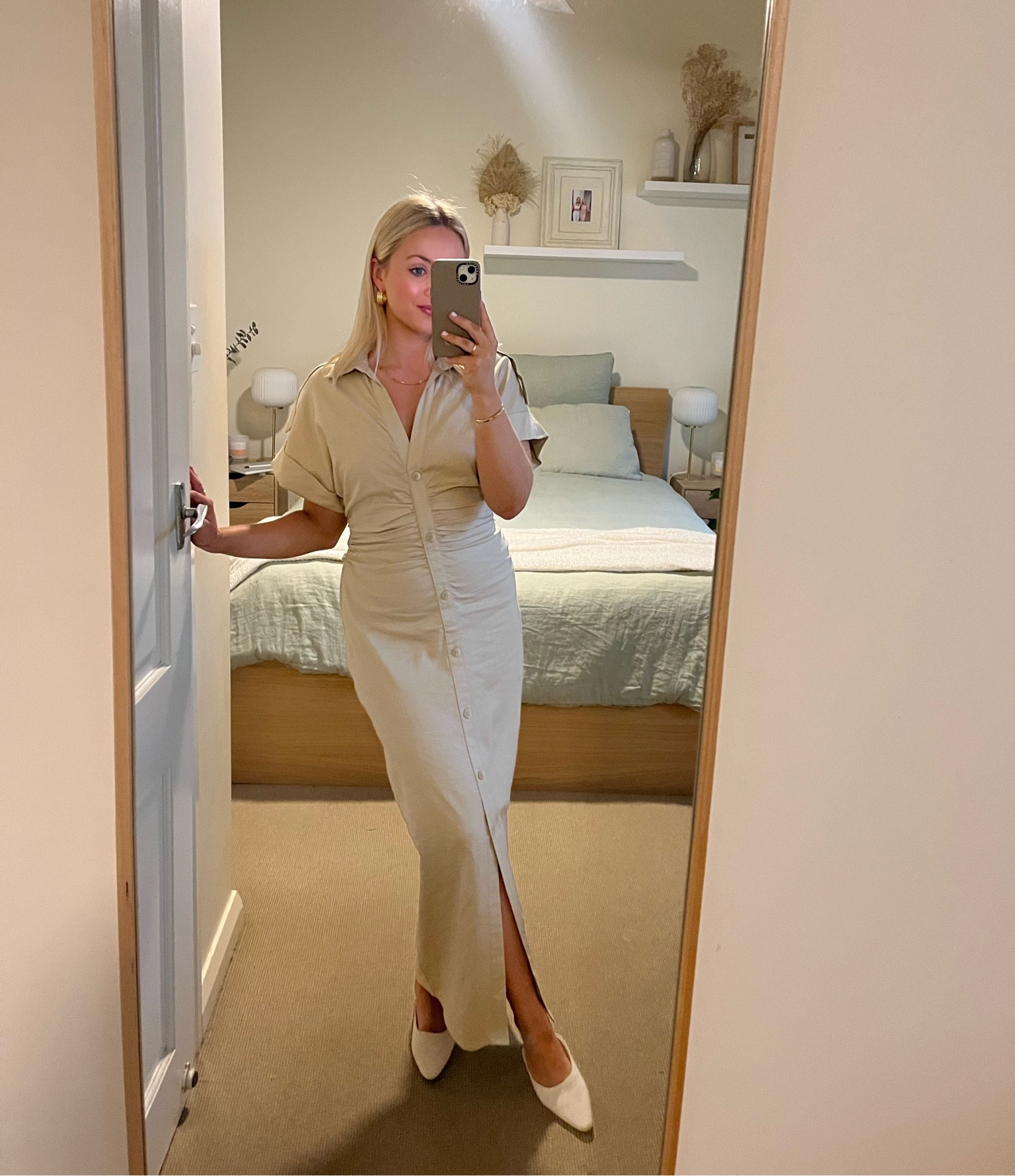 I love a linen dress for work - takes all the thought out of choosing an outfit in the morning! This one i got from zara a little while ago but have linked similar items 

#LTKworkwear #LTKstyletip #LTKaustralia