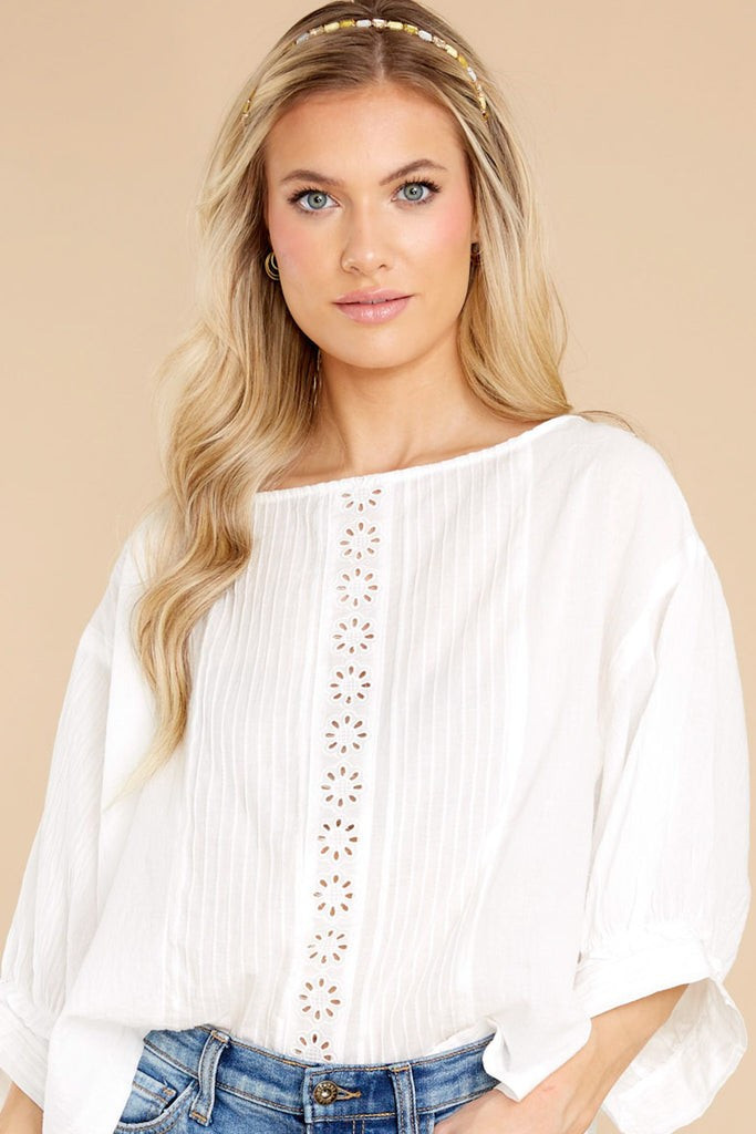 Girl Of Summer White Top | Red Dress 