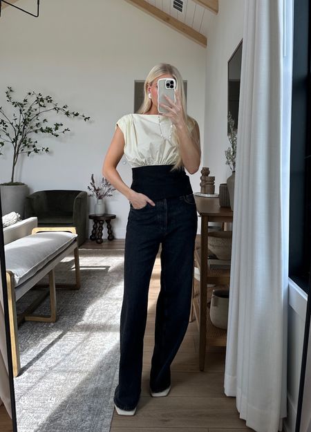 Revolve Spring Try-on!
Small in top, 25 in jeans (size down 1 size), shoes are older- linked similar.

#kathleenpost #revolve #springoutfit #springfashion

#LTKstyletip #LTKSeasonal