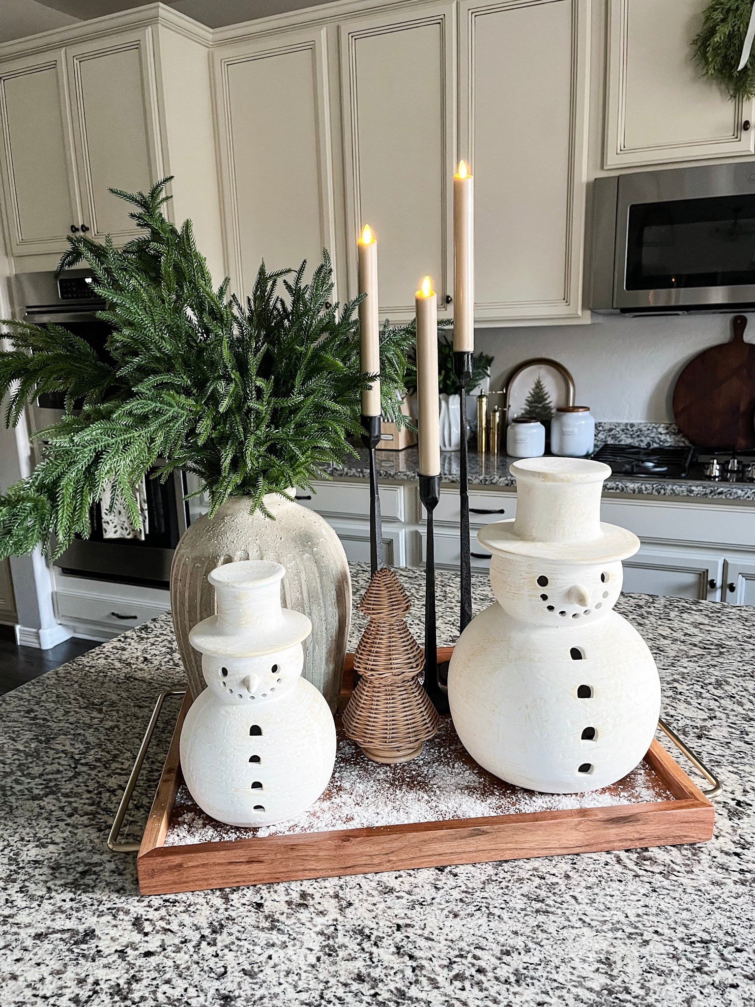 Early winter / Christmas tray styling!  This will be perfect for a kitchen counter or centerpiece. 
Follow @lifeinmyarizonahome on Instagram for more holiday ideas and inspiration. 

These adorable snowmen keep going in and out of stock. So put them in your favorites and grab them as soon as they become  available.  I am amazed with the size and quality. 
For reference I’m using 6 of the Norfolk stems here  

# holidaydecor #christmasdecor #traystyling #snowmendecor #homedecor #kitchendecor 


#LTKHome #LTKHoliday #LTKSeasonal
