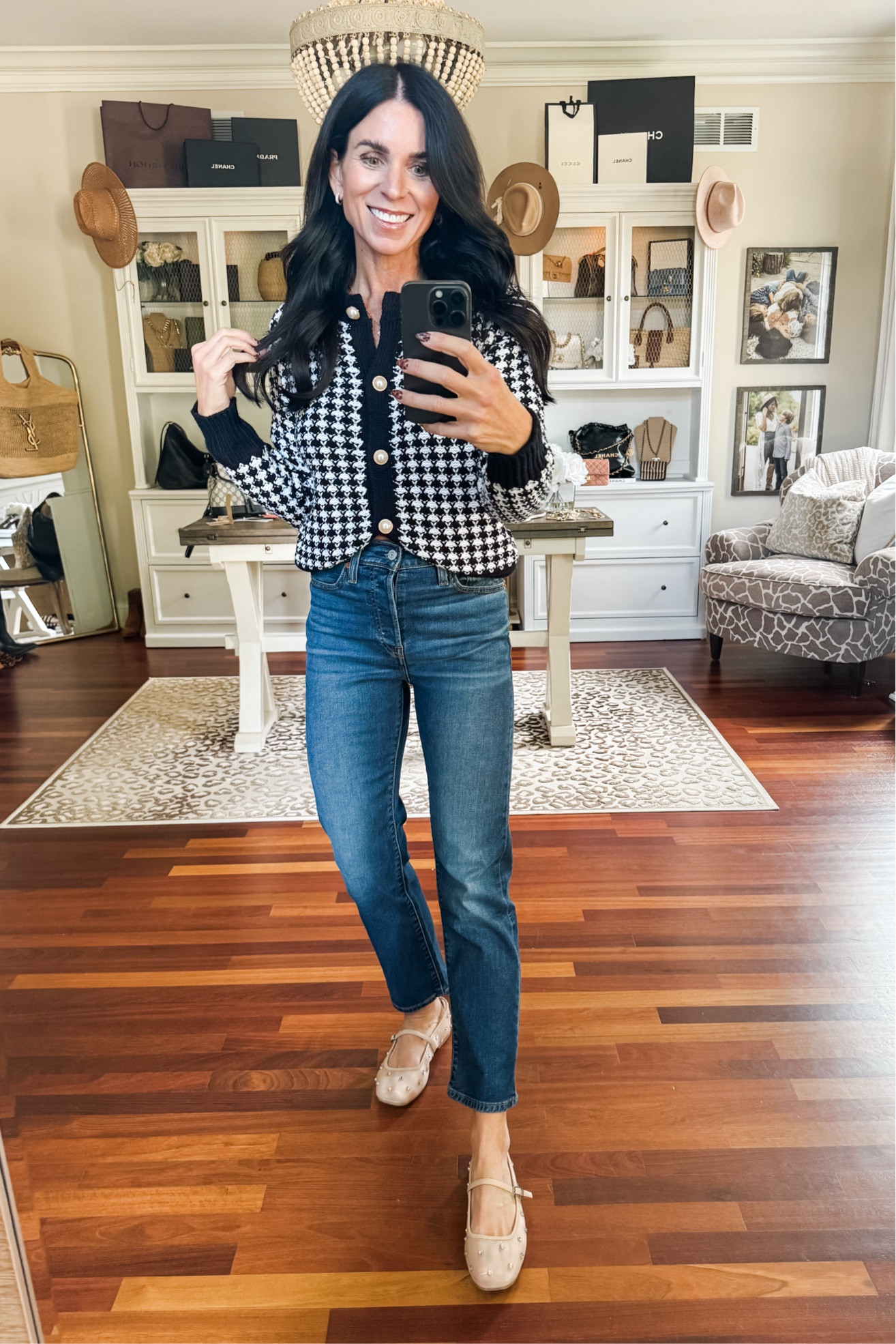 I am so excited for @amazon Prime Big Deal Days to start tomorrow🙌🏻 #ad
Simply like this post and comment “Prime” and I’ll send all the details of my favorite pieces to snag straight to your inbox👌🏼



#amazon #amazonfinds #amazonmusthaves #primebigdealdays #affordablefashion #closetstaples #thedrop #levis #founditonamazon 


#LTKStyleTip #LTKxPrimeDay #LTKSaleAlert