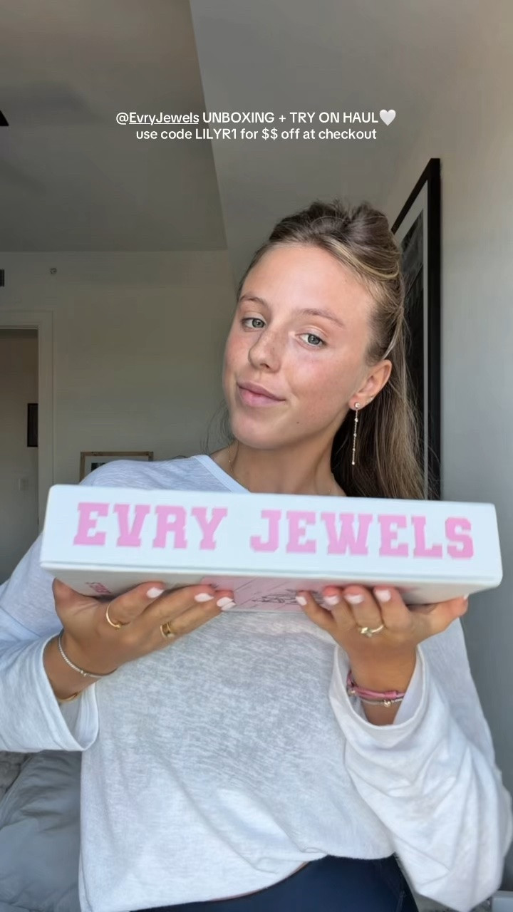 love these pieces for everyday 🤍 
use code LILYR1 for $$ off at checkout