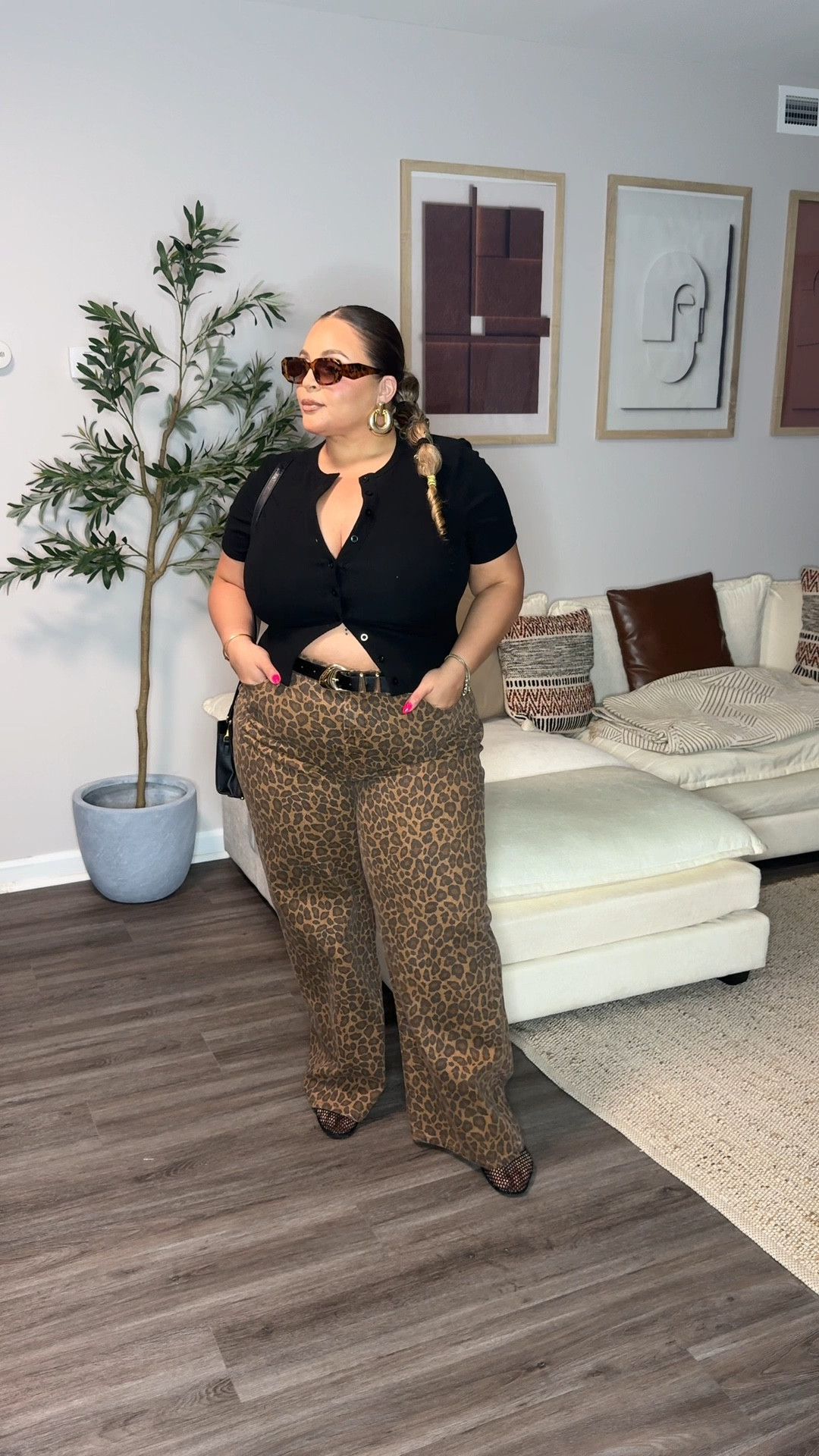 Wearing an 18 in these (sold out)
Linked a similar pair from AE 

#LTKPlusSize #LTKU #LTKStyleTip