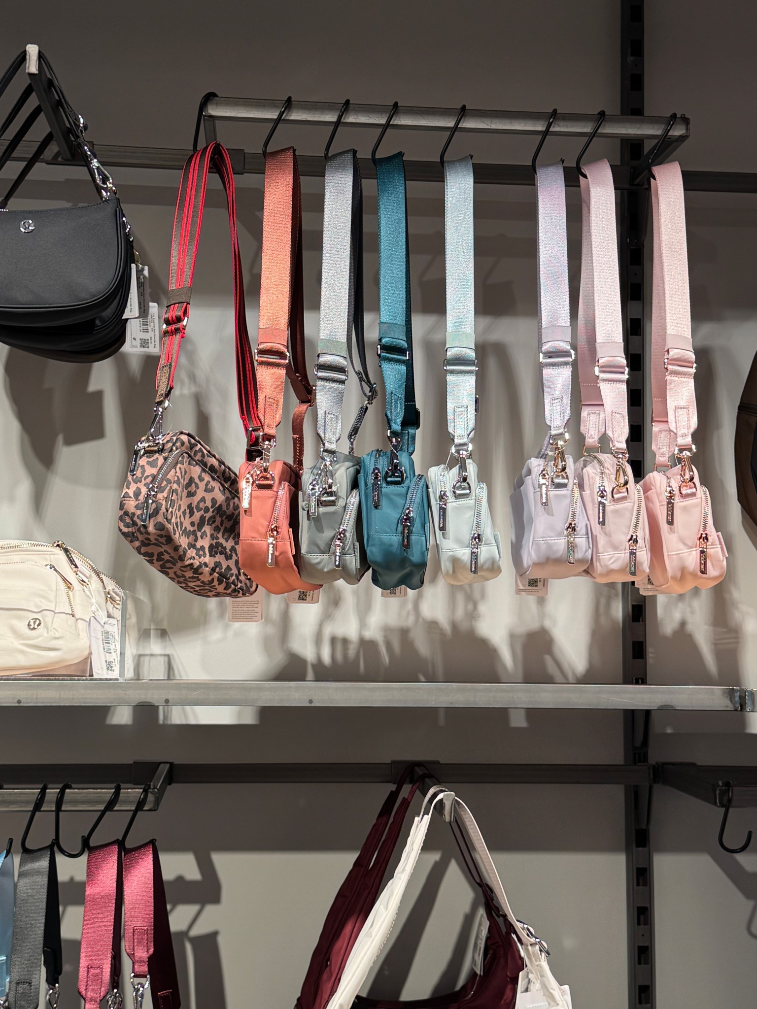 Lululemon belt bags 

Lululemon//Lululemon belt bags// belt bags // Vacation//Theme park bag  

#LTKKids #LTKTravel