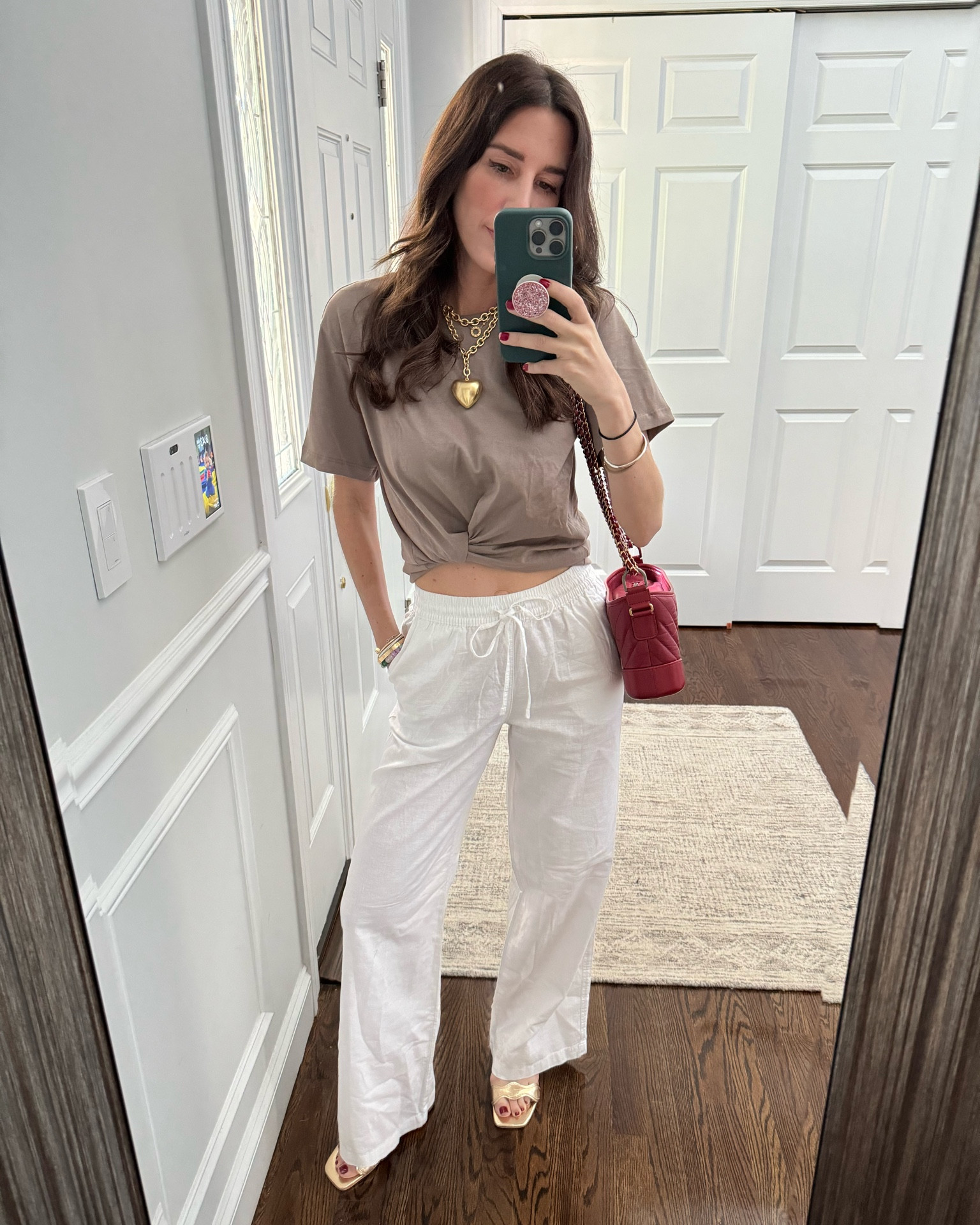 OOTD mixing highs and lows today! My pants and top are both under $50!


#LTKfindsunder50 #LTKfindsunder100 #LTKstyletip