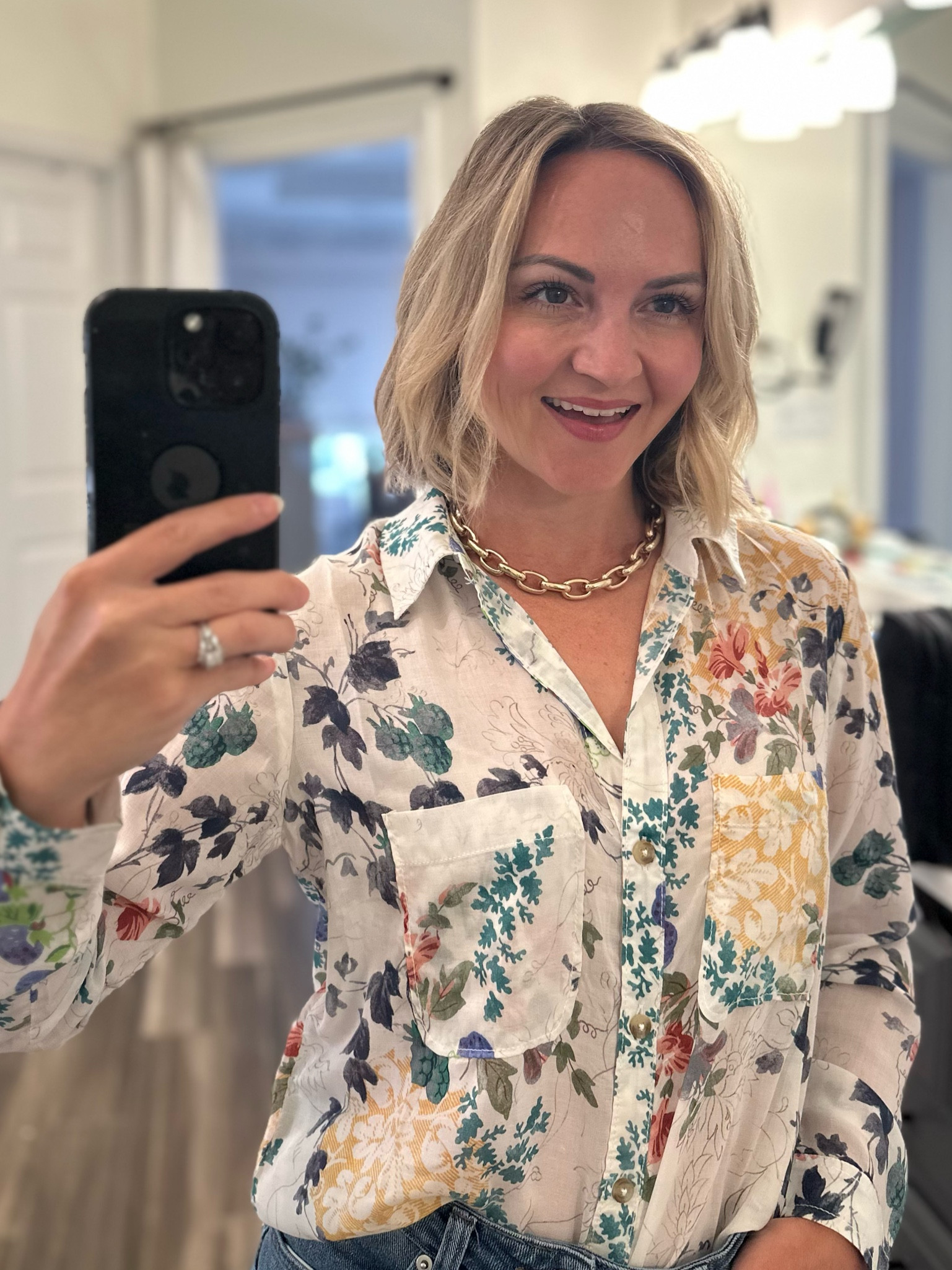 Relaxed button down with the perfect floral print 

#LTKworkwear #LTKfindsunder100