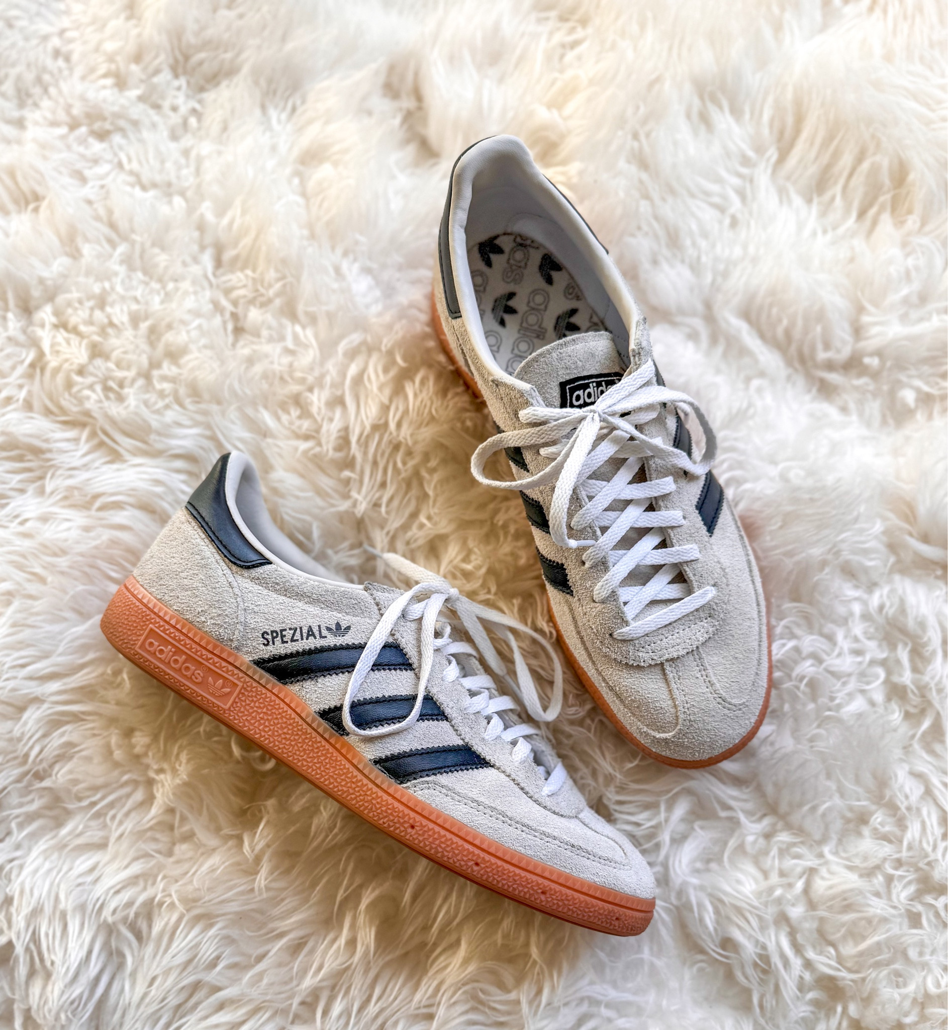 Restock alert!! My go-to Samba sneakers I reach for most! 

Check the sizing chart to convert to US sizes 



#LTKSeasonal #LTKshoecrush #LTKover40