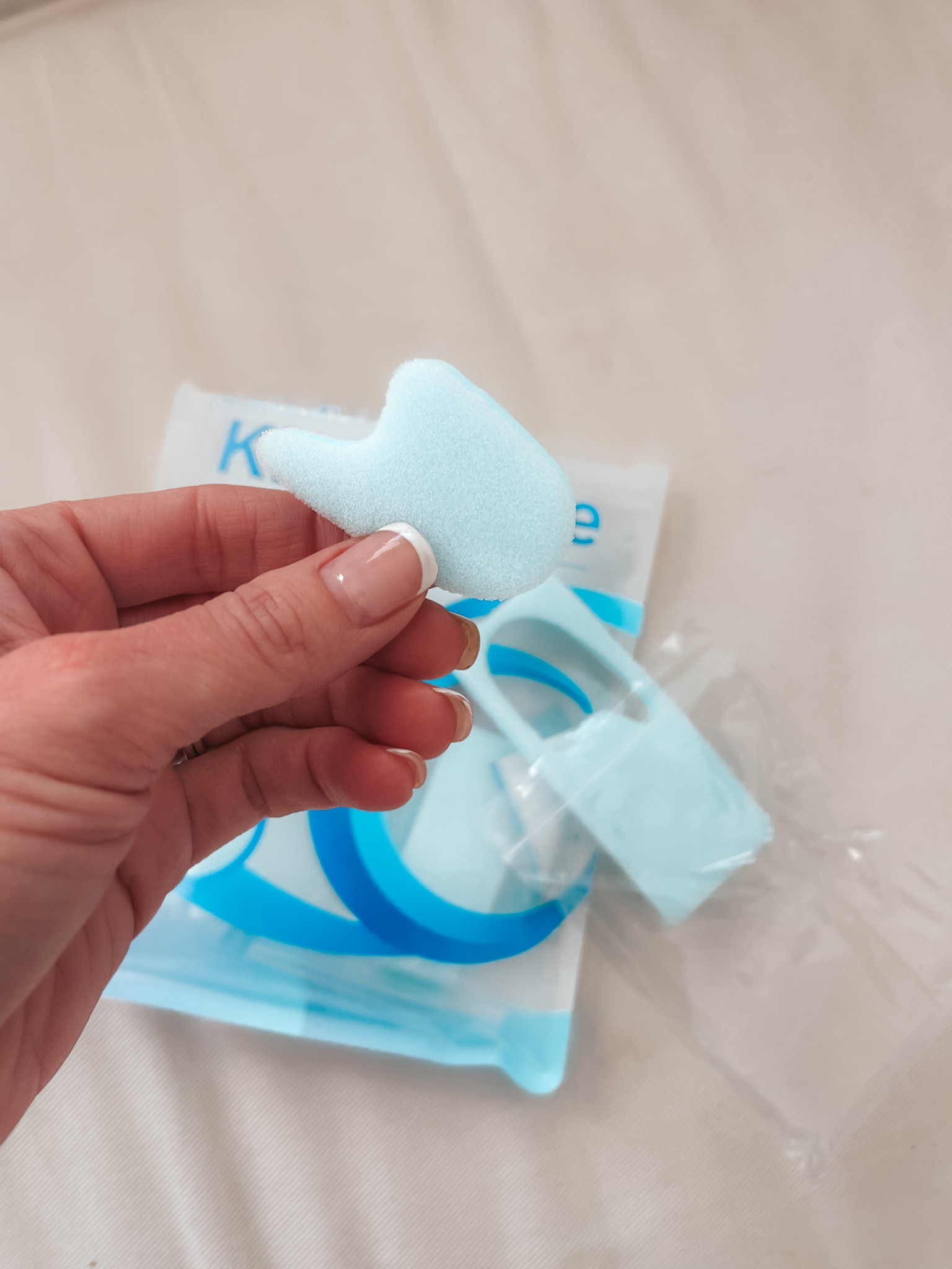 DANCER FRIENDS!!
Seriously in love with these toe spacers!
With my growing feet, my mom decided to go with the foam version.
They are comfortable and I highly recommend if you are in need for some as a growing kid. My ballet teacher recommended that I get some as I dance quite a bit & have widely spaced toes 💕

#dance #dancetip #feet #preventbunions #feetcare

#LTKFitness #LTKActive #LTKKids