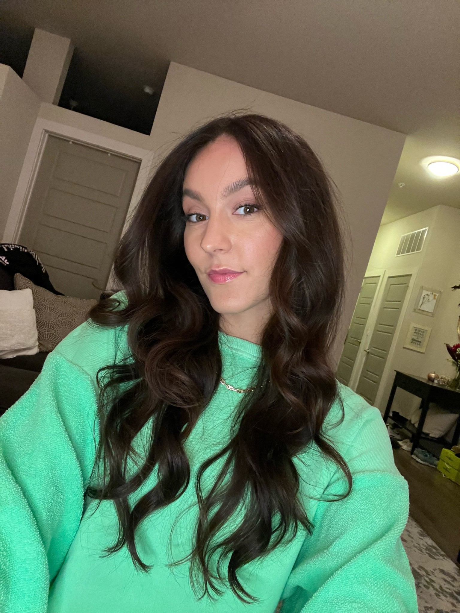 Kendra Scott gold chain necklace on sale 

Similar Aerie sweatshirt linked 

#LTKfit #LTKSeasonal