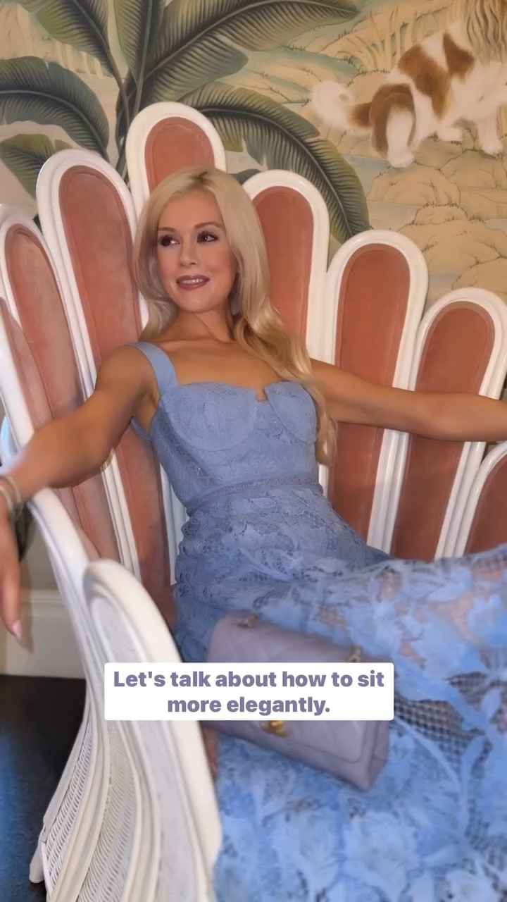 Anyone else learn this from the Princess Diaries first? 😘🩵👑🦋✨

dress: @mrselfportrait 
heels: @badgleymischka 
bag: @chanelofficial 

#etiquette #etiquettetips #elegance #manners #lace #palmbeach #thecolony #feminine