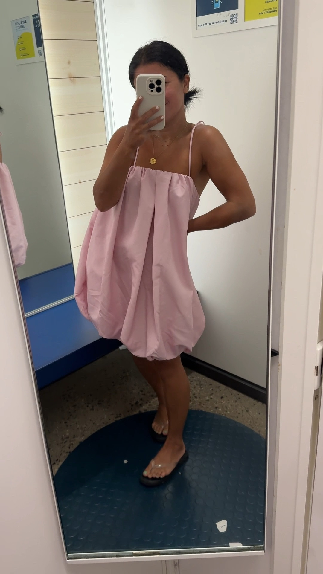 love this dress and it’s on sale for $22!

#LTKSaleAlert #LTKFindsUnder50 #LTKStyleTip