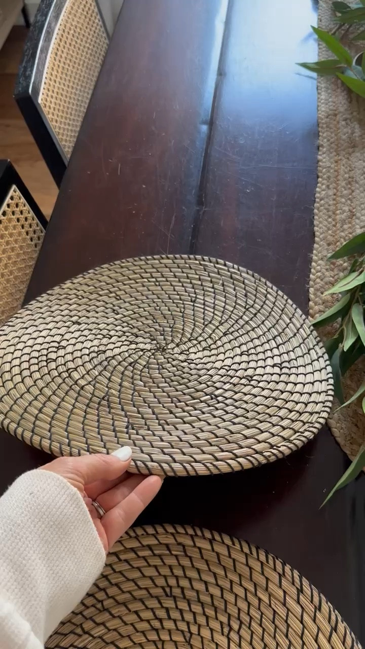 spring table place mats

#LTKVideo #LTKSeasonal #LTKhome