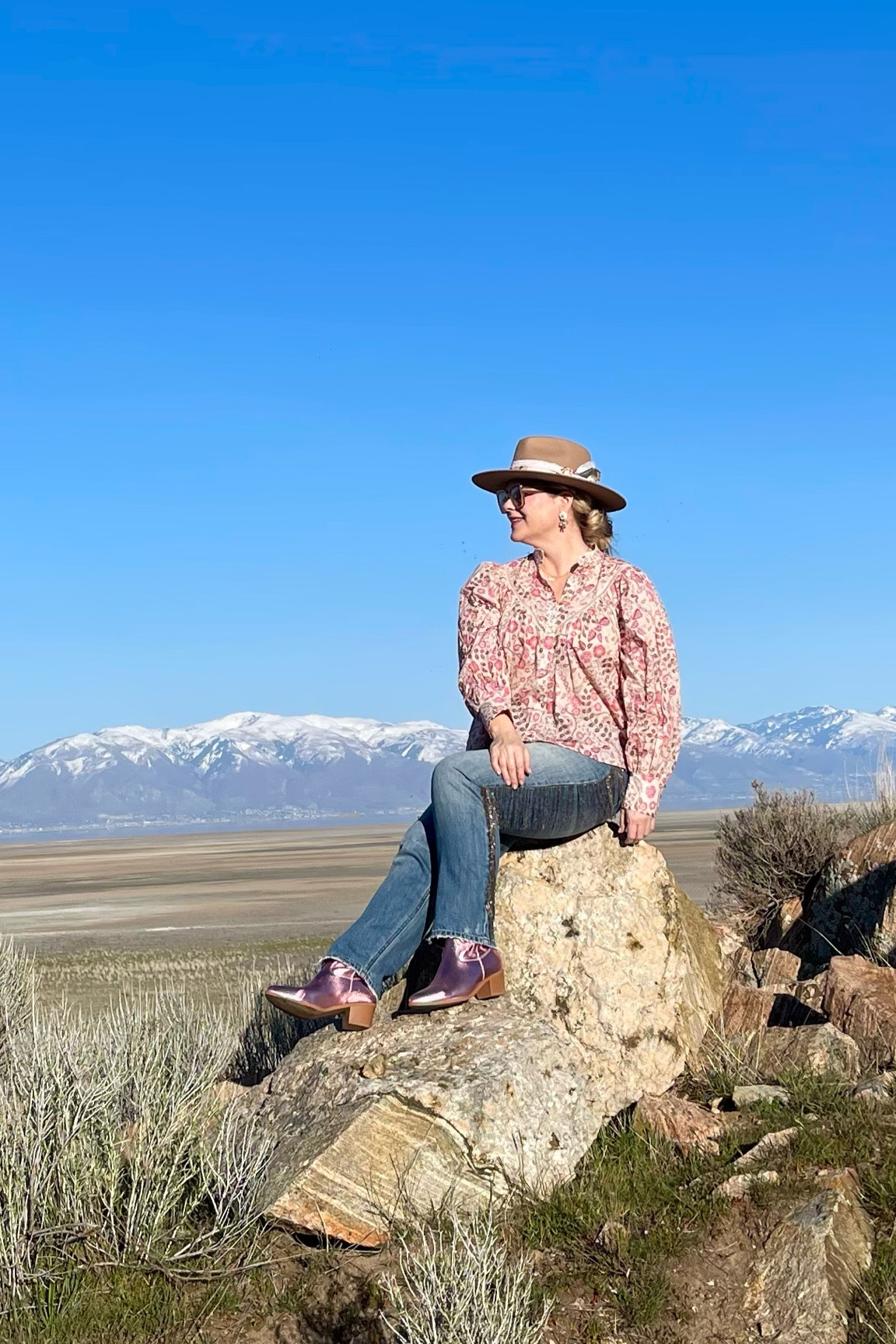 Cowgirl Chic #cowgirl #boots fringe jeans 

#LTKover40