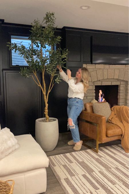 My faux olive tree and favorite designer inspired planter from Amazon! I propped mine to be taller with some packaging, and then added moss on top. Love the statement it makes here! 

Amazon home, Amazon find, Amazon, jeans, outfit, spring outfit, blouse, slippers, 

#LTKhome #LTKsalealert