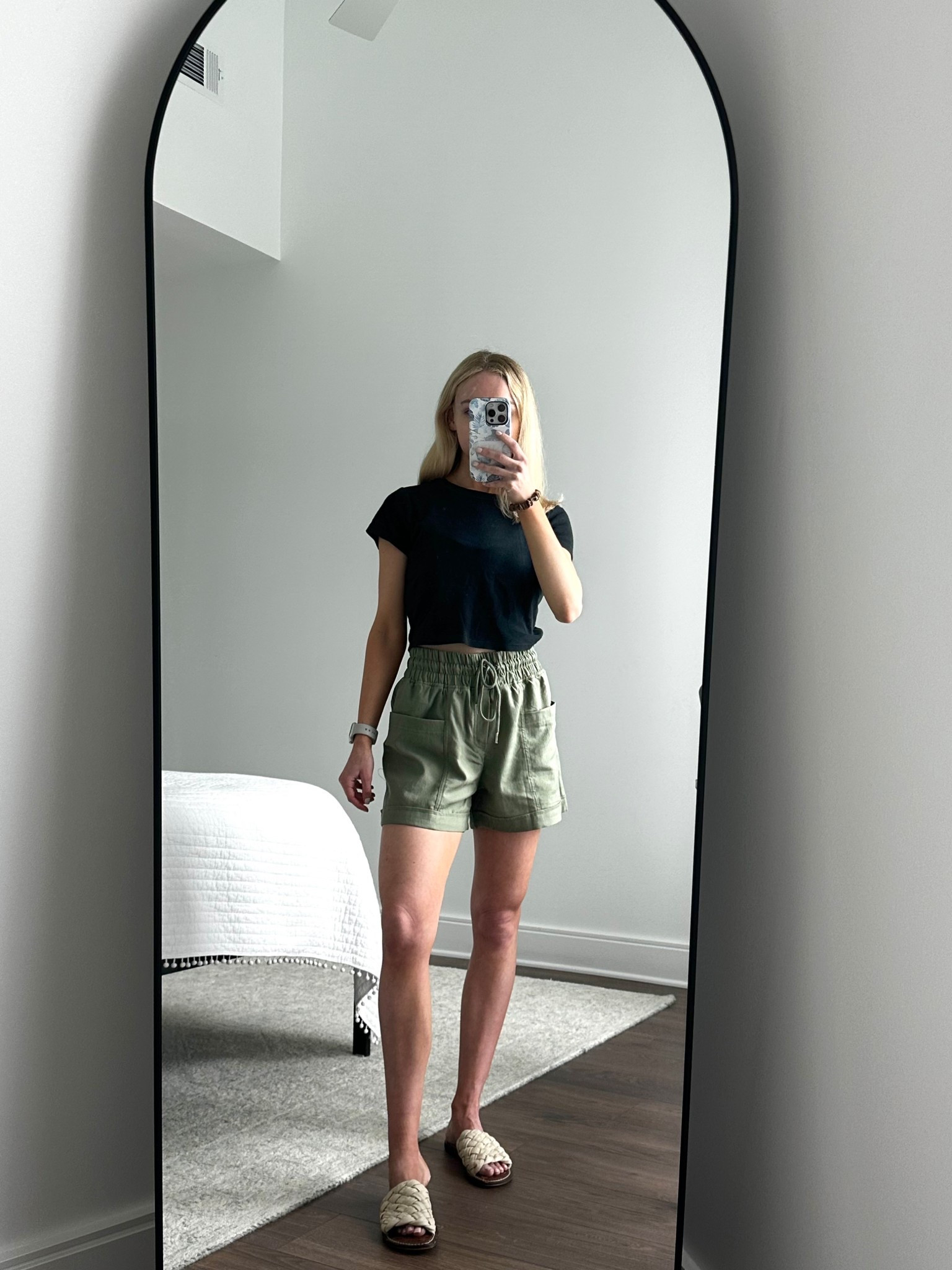 Cute and casual outfit! Perfect for errands!
