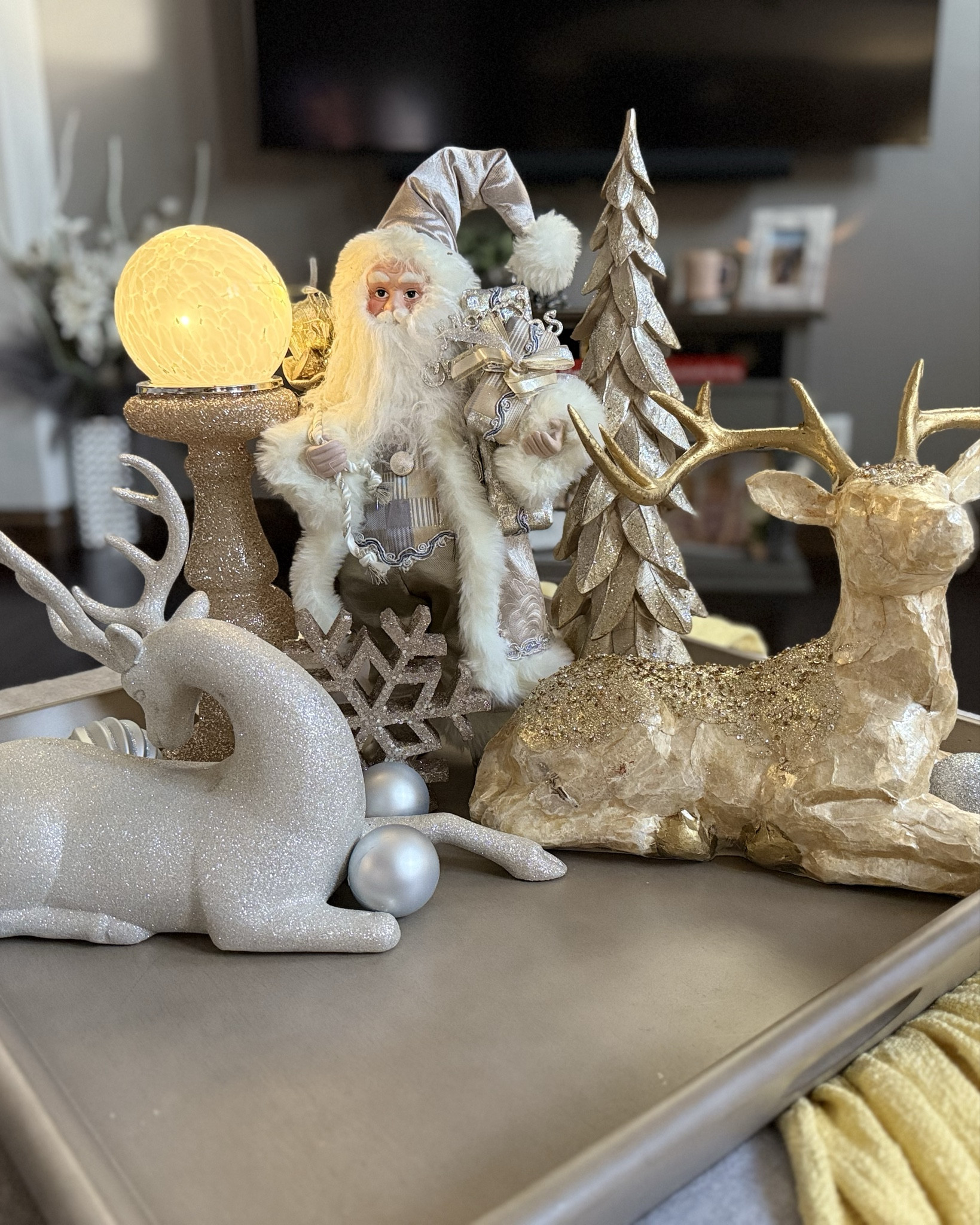 Living Room Christmas Decor 🎄🥂🎄
Santa | Christmas Decor | Holiday 

#LTKFindsUnder50 #LTKHome #LTKHoliday