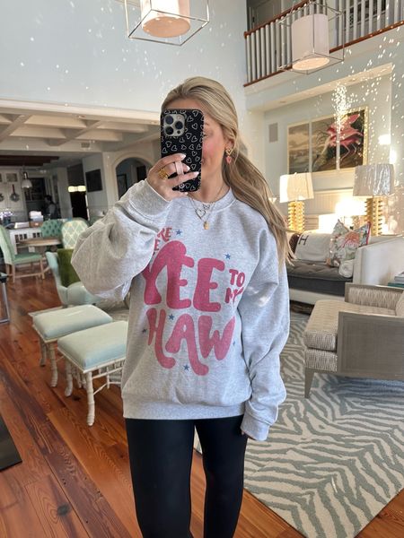 Yee haw sweatshirt / RWFINE Code: WHITNEY
Wearing size large 