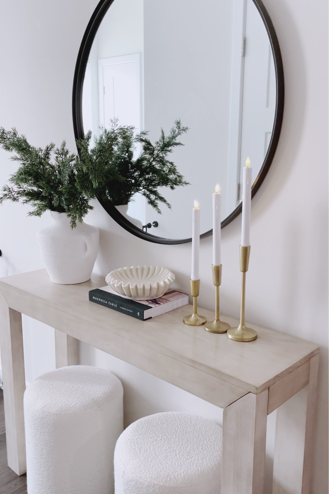 Neutral console table styling! I found the most affordable fluted ruffle bowl on Amazon under $35 

#LTKhome