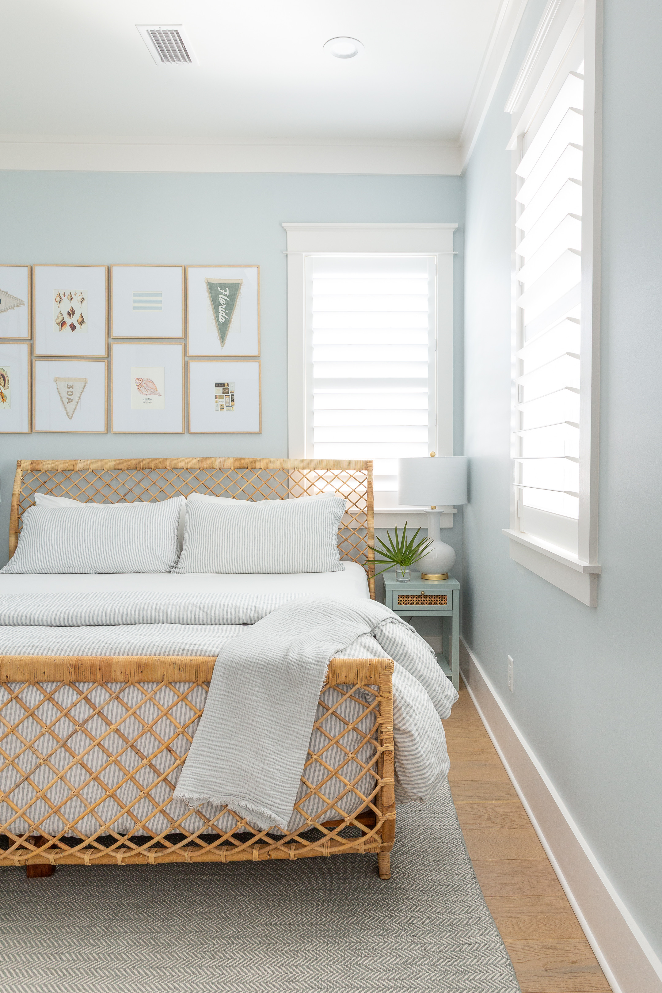 Modern coastal summer bedroom inspo 🙌🏻🙌🏻

#LTKdayinmylife #LTKSeasonal #LTKHome