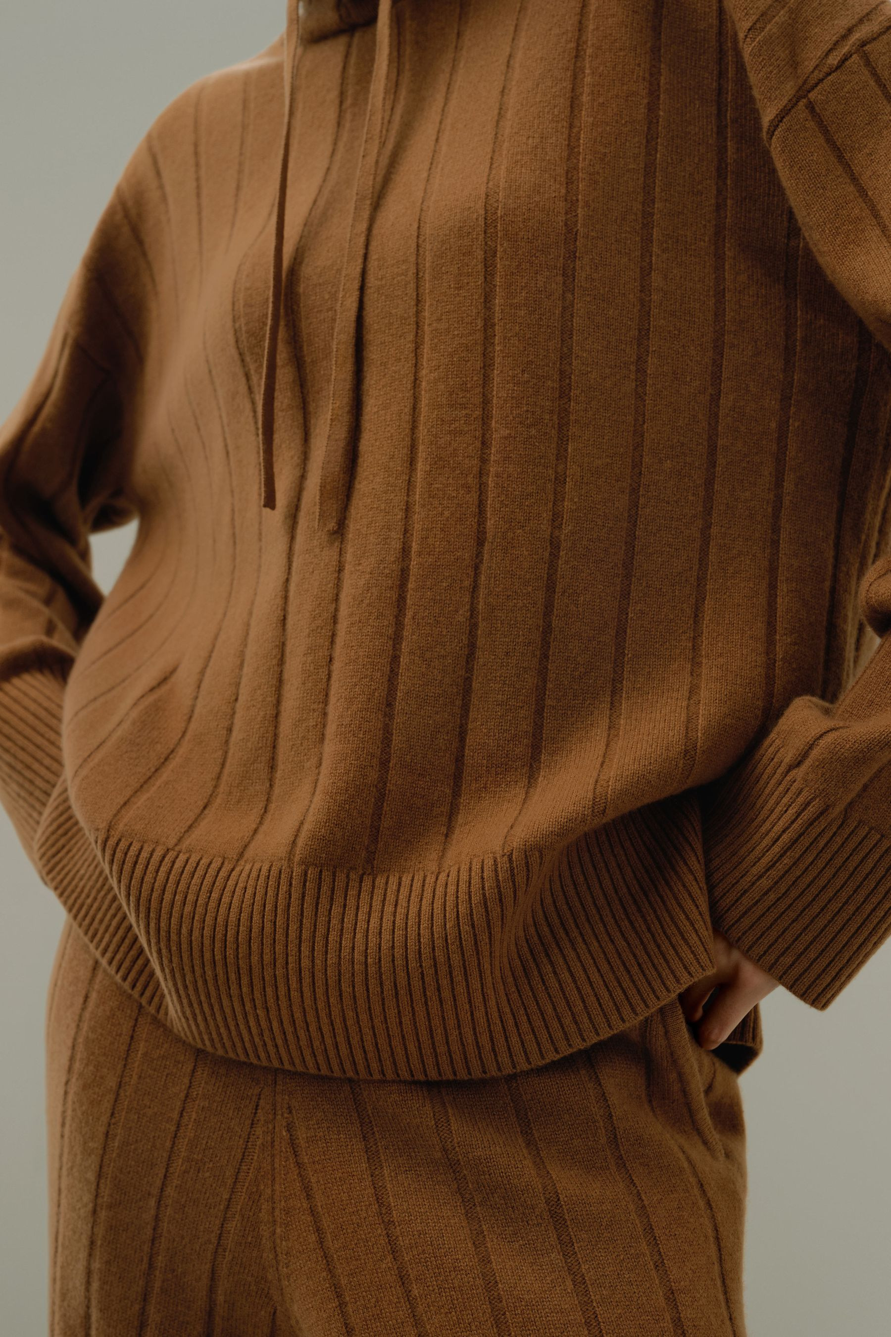 Ribbed Hooded Knit Top | LILYSILK