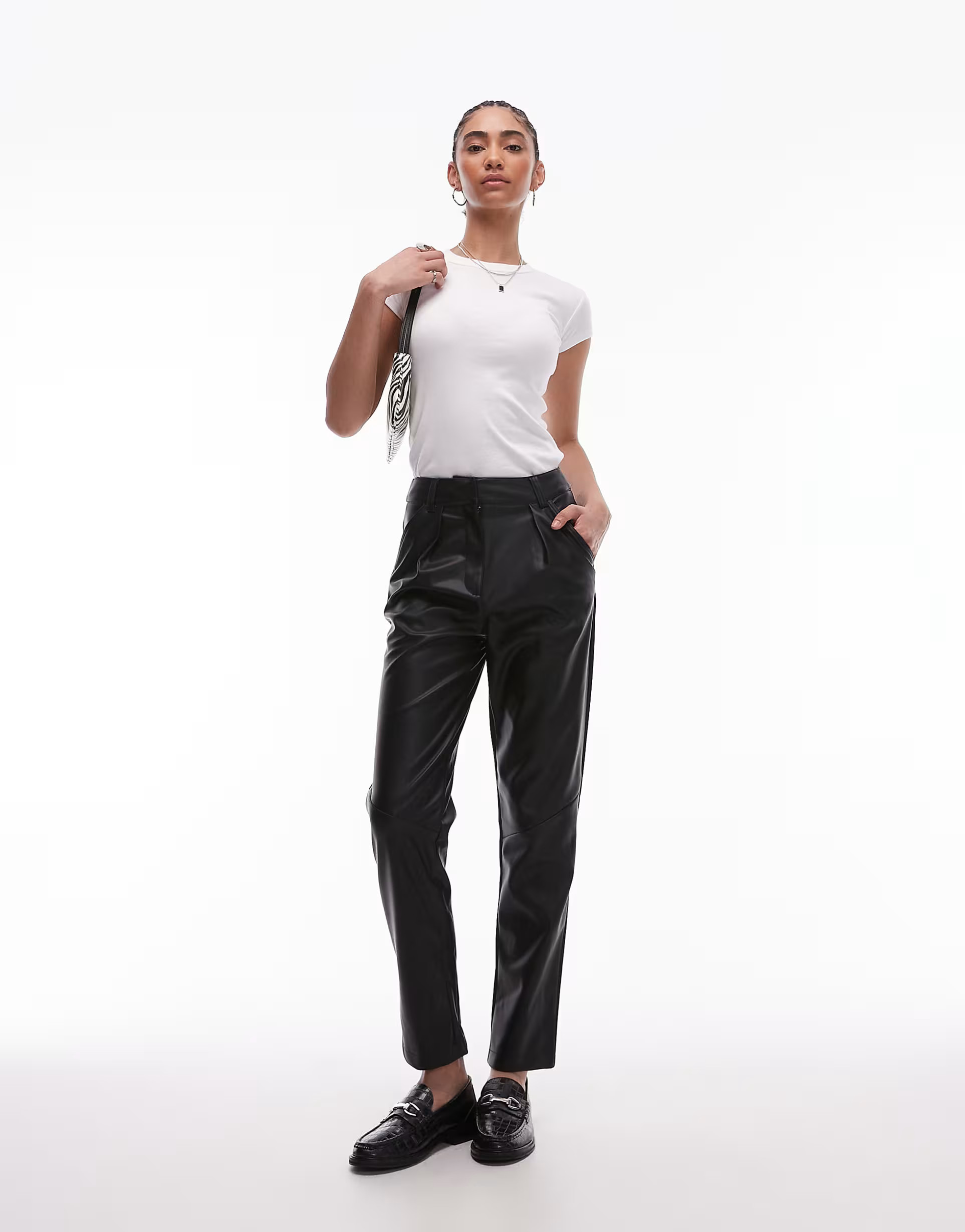 Topshop Tall - Smaltoelopende broek van imitatieleer in zwart | ASOS (Global)