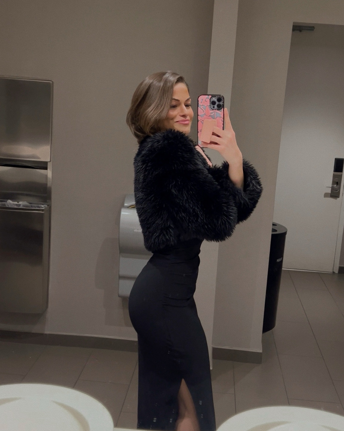 Holiday party black dress & faux fur for the perfect elegance. Dress is form fitted and extra thick to hold the body in for a smooth, hourglass look. The perfect little black dress for the holidays to dress up or dress down for every occasion. 

Dress: Aritzia
Size: XS

#LTKSeasonal #LTKCyberWeek #LTKHoliday