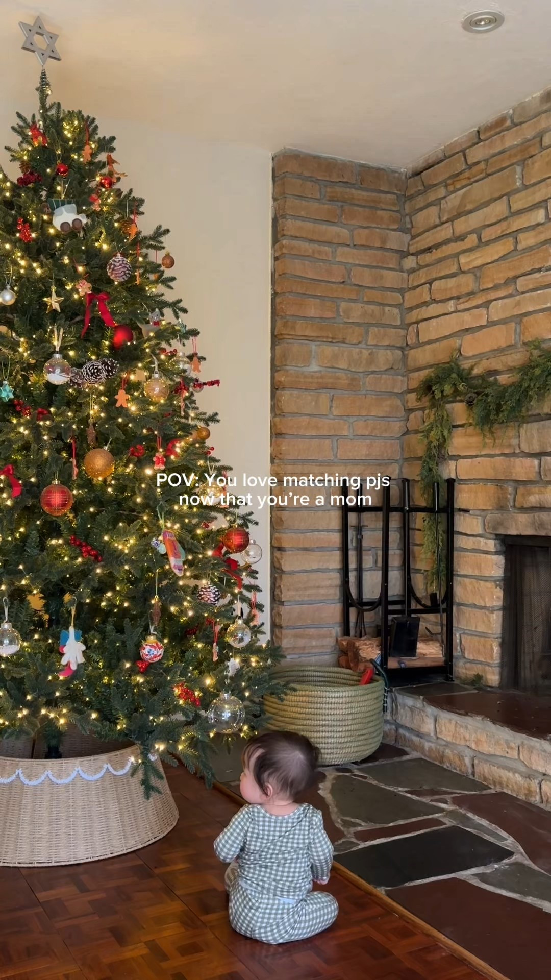 Buttery soft mommy and me jammies @sollybaby! Wearing these 24/7… at least I am! You can use code TIFFANY97314 or use https://www.sollybaby.com/TIFFANY97314


#sollybabywrap #sollybaby #matchingpjs #firsttimemom #matchingjammies #babysfirstchristmas #holidayhome #cozyathome

#LTKmomlife #LTKGiftGuide #LTKHoliday