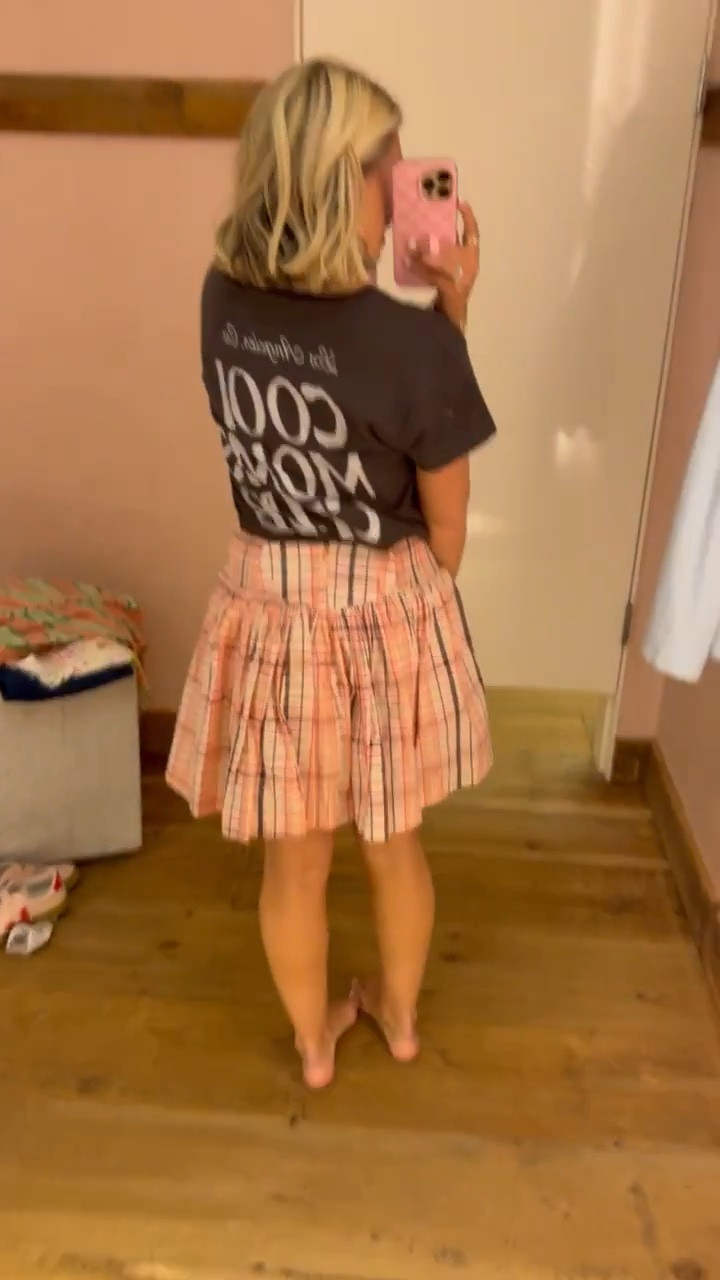 The cutest "cool mom" tee ever! This skirt & tee are coming home with me today!
Tee - small
Skirt - in xs here but getting xxs (size down)
*Use my code CATHERINE20 for 20% off Orders of $100+ at Anthropologie

*Use my code Catherine20 on A+B
*Use code my Mixandmatchmadness on Loopy

#LTKdayinmylife #LTKmomlife #LTKOver40
