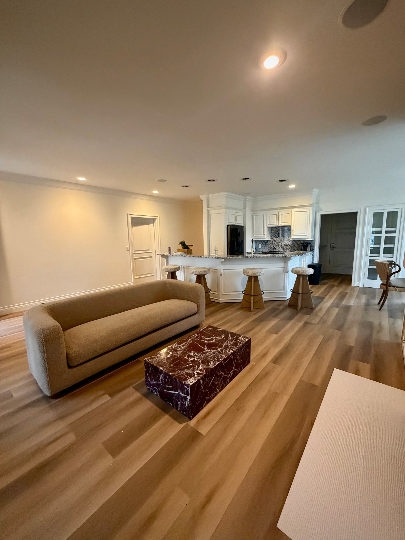 Guest house furniture finds so far🫶🏼 this Sherpa teddy bear couch is so cozy comfy!

#LTKHome #LTKOver40 #LTKhaul