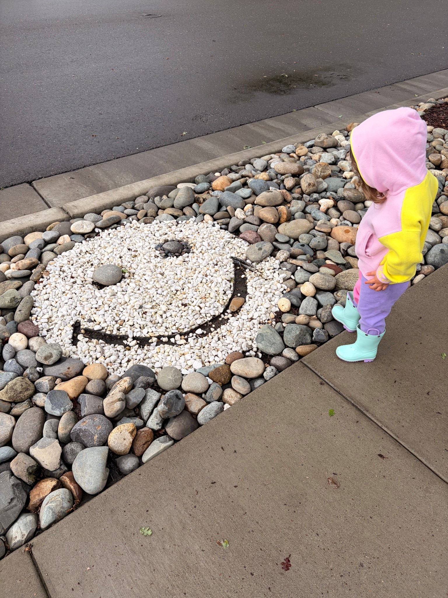 Finding cool stuff is my favorite thing about walking around the neighborhood 

#LTKmomlife #LTKKids #LTKdayinmylife