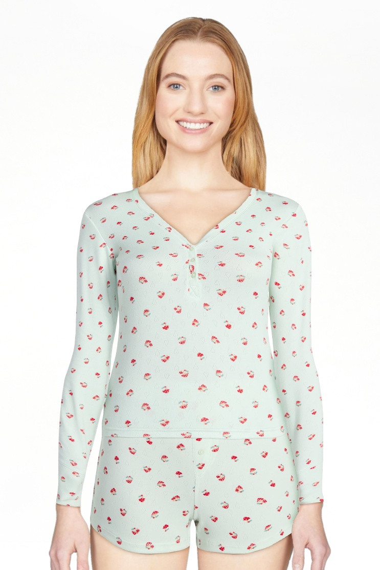 No Boundaries Giftable Henley Sleep Top and Shorts with Socks Set, 3-Piece, Women's | Walmart (US)