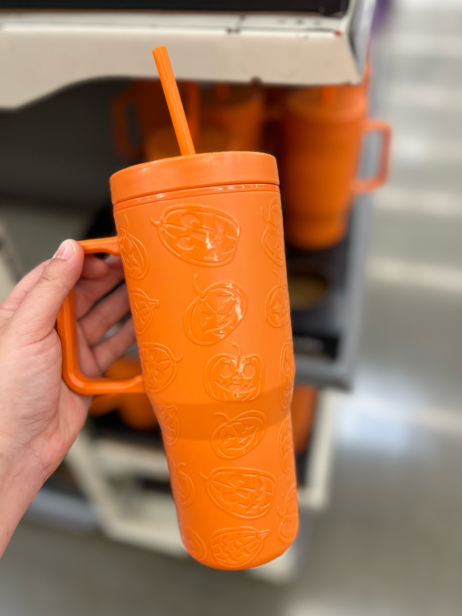 Such a good Halloween find 

#LTKSeasonal #LTKFallSale #LTKHome