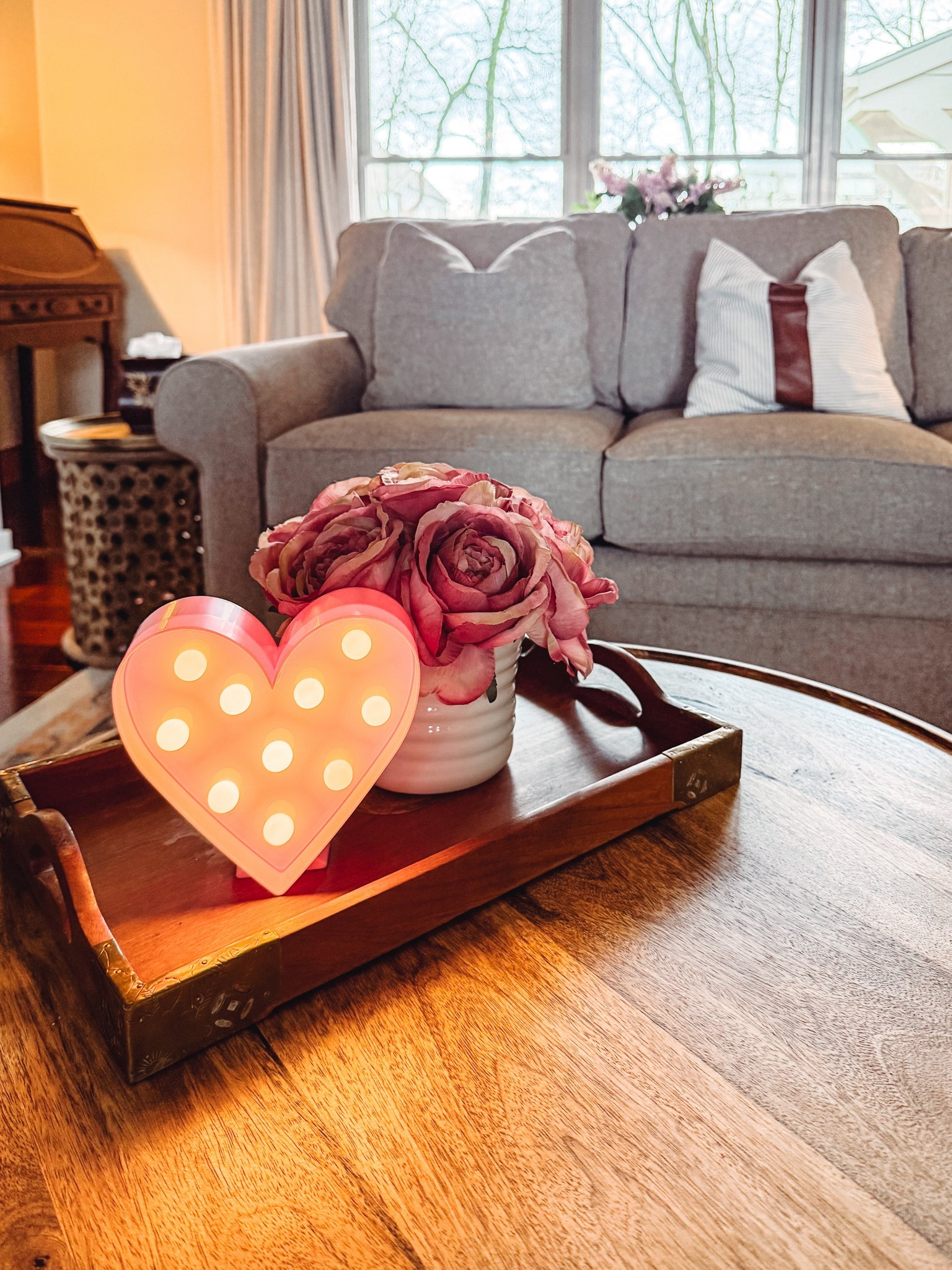 Valentine's Day decor! 💕✨ Check out these heart lights and accent tables for a touch of romance. #ValentinesDay #HomeDecor

valentines day decor

#LTKFindsUnder50 #LTKHome #LTKSaleAlert