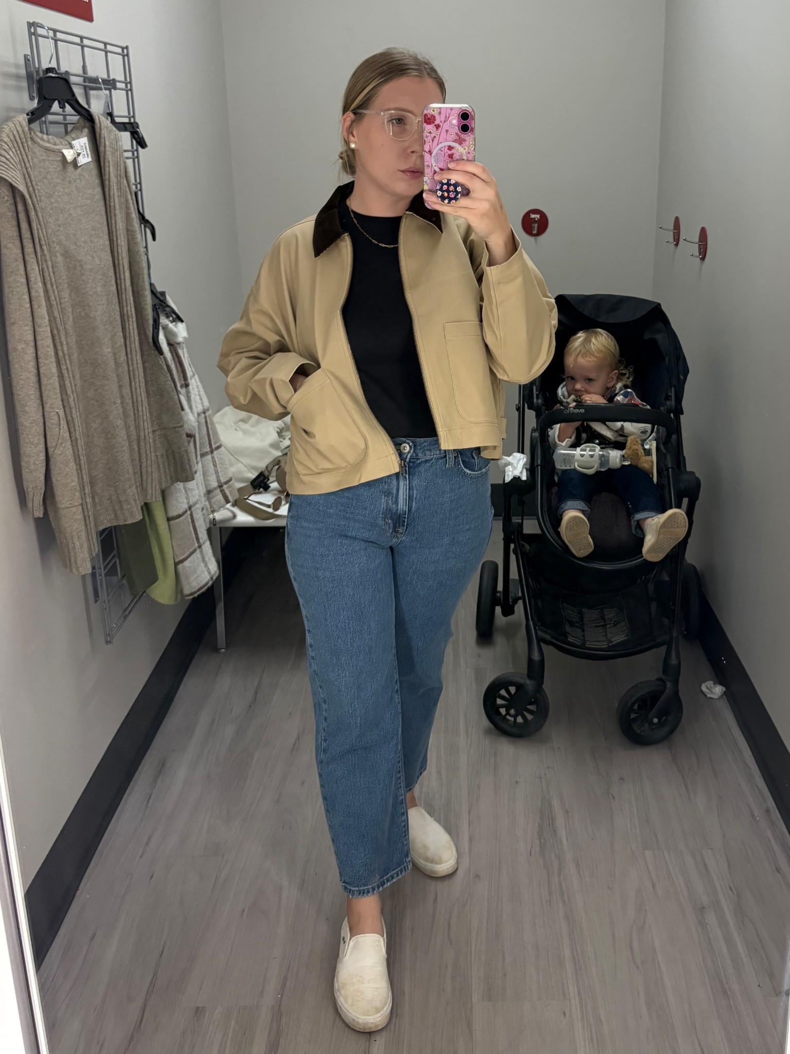 Tj Maxx Fall Try On

•Jeans are size 8
•Top is size large
•Barn jacket is size large
•Vans are size 9 

(5’7 165lbs)

#LTKSeasonal #LTKFallSale #LTKFindsUnder50