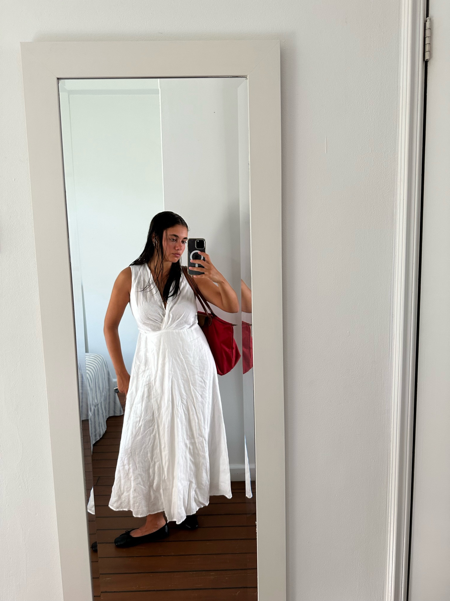 White midi dress + ballet flat look 🩰🤍

outfit inspiration, autumn outfit, Mango, online exclusive, Onia, linen blend maxi dress, The Outnet, Le pliage shopper, longchamp, black ballerina flats, Netherlands.

#LTKstyletip #LTKSeasonal #LTKeurope