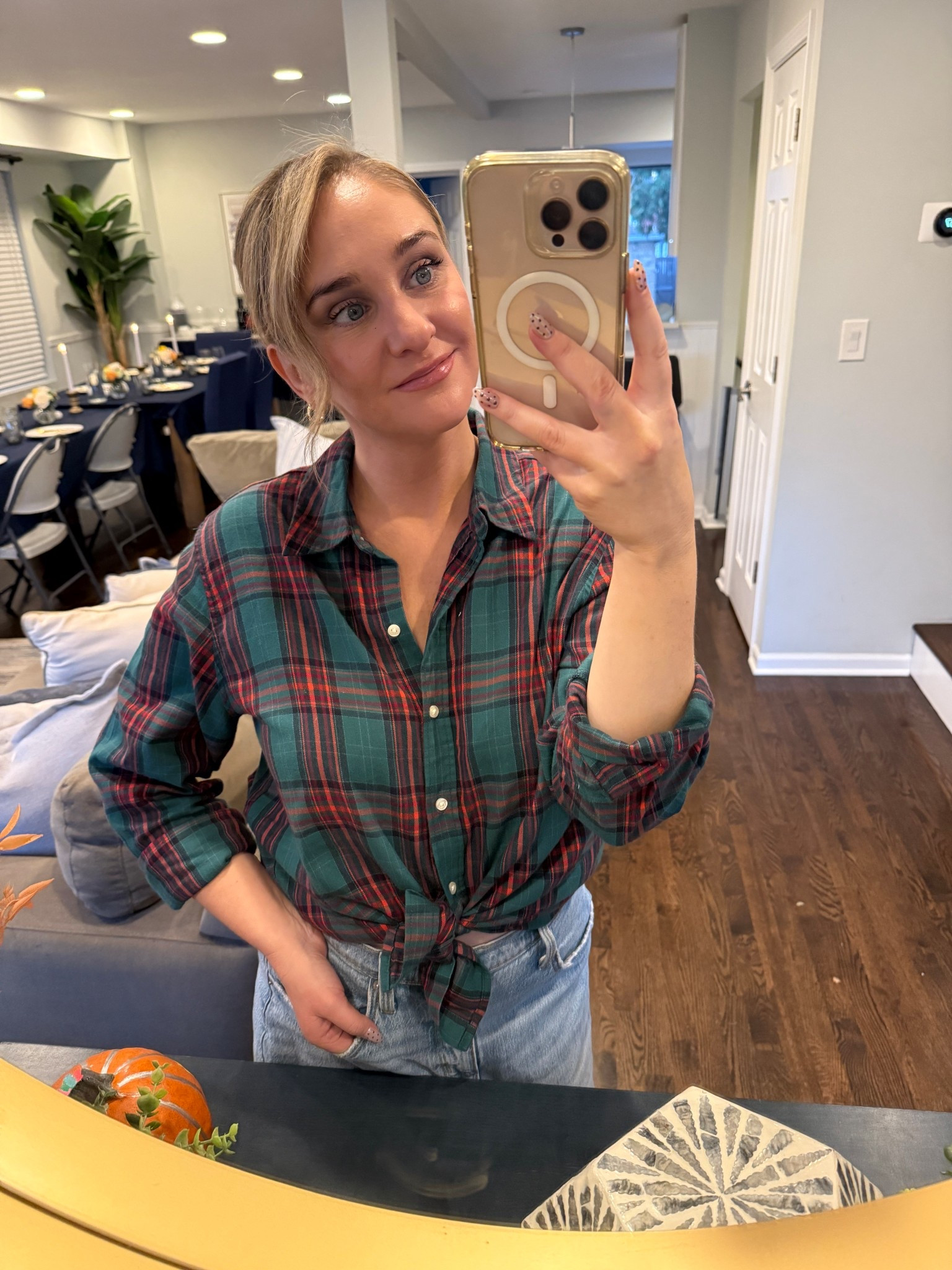 Thanksgiving holiday plaid outfit 

#LTKSeasonal #LTKHoliday #LTKParties