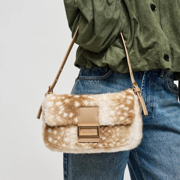 Beverly - Faux Fur Crossbody | Urban Expressions
