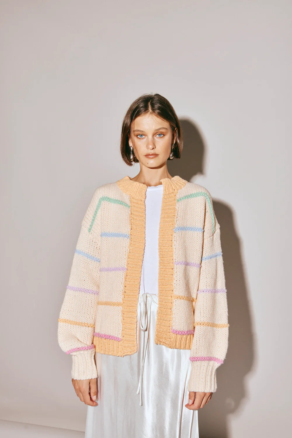 Vera Cardigan Apricot | VRG Grl