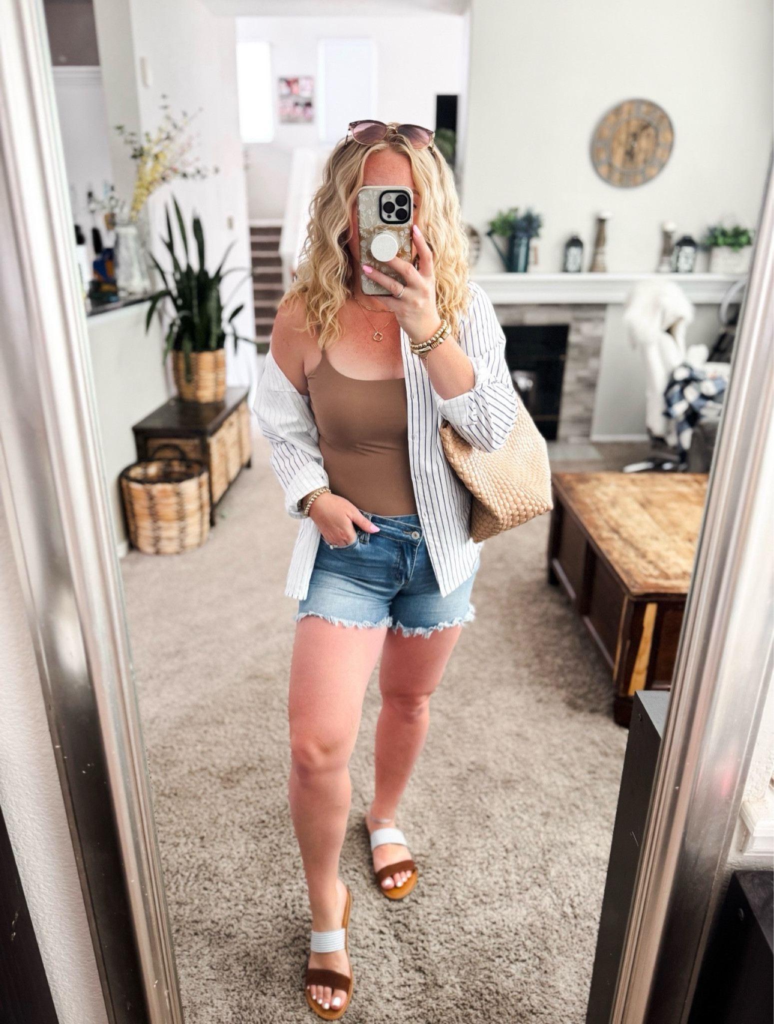Casual summer outfit from amazon — brown cami tank top, striped button down shirt, denim shorts, tote bag and sandals (runs small, I went up half a size)






Size 6/8 summer outfit ideas, midsize summer outfit, casual summer style, denim shorts outfit, cotton button down shirt, effortless everyday style, Amazon fashion midsize, petite Amazon fashion, coffee run outfit, SAHM outfits for summer

#LTKootd #LTKSaleAlert #LTKPetite