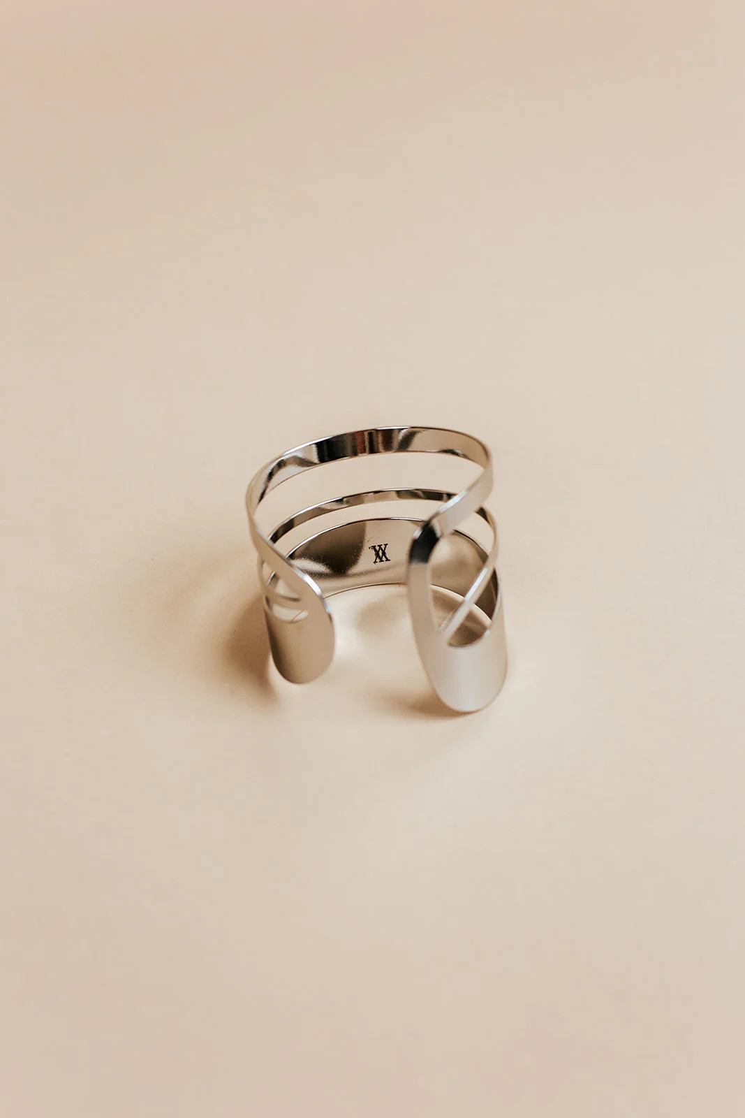 DIVA cuff | silver | Shop the WM