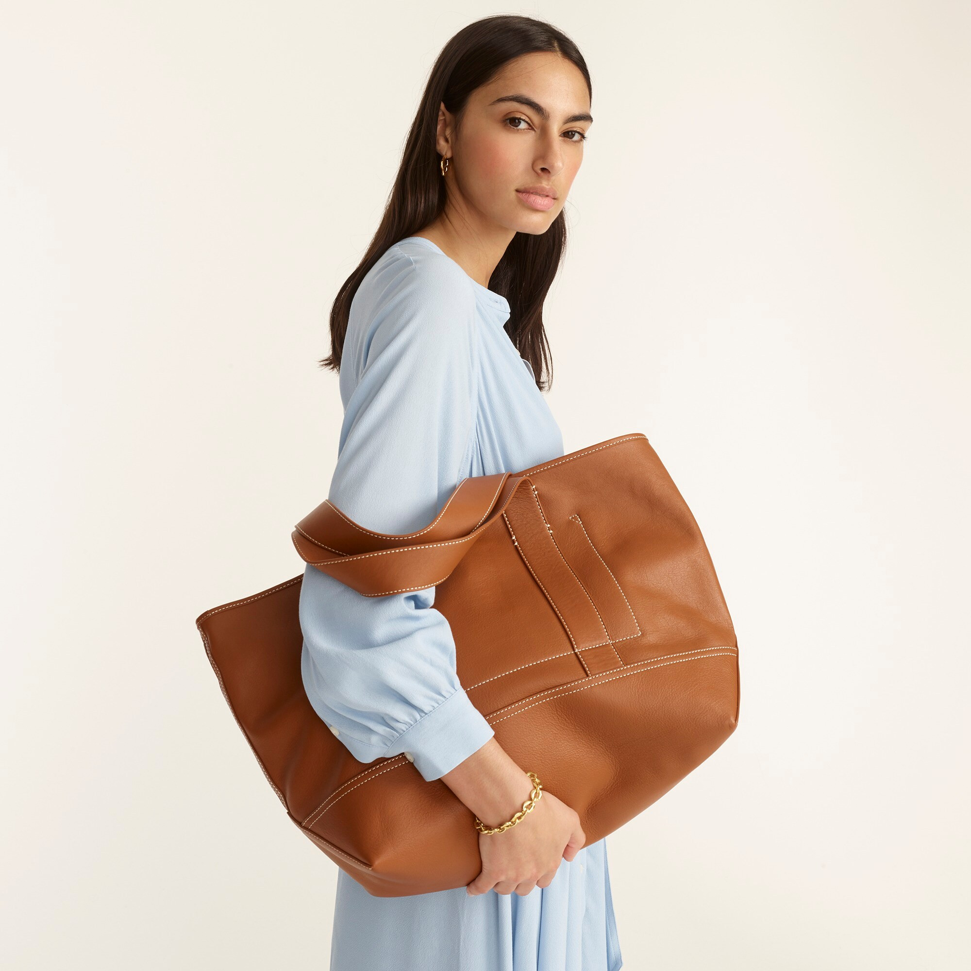 Medium Montauk tote in leather | J. Crew US