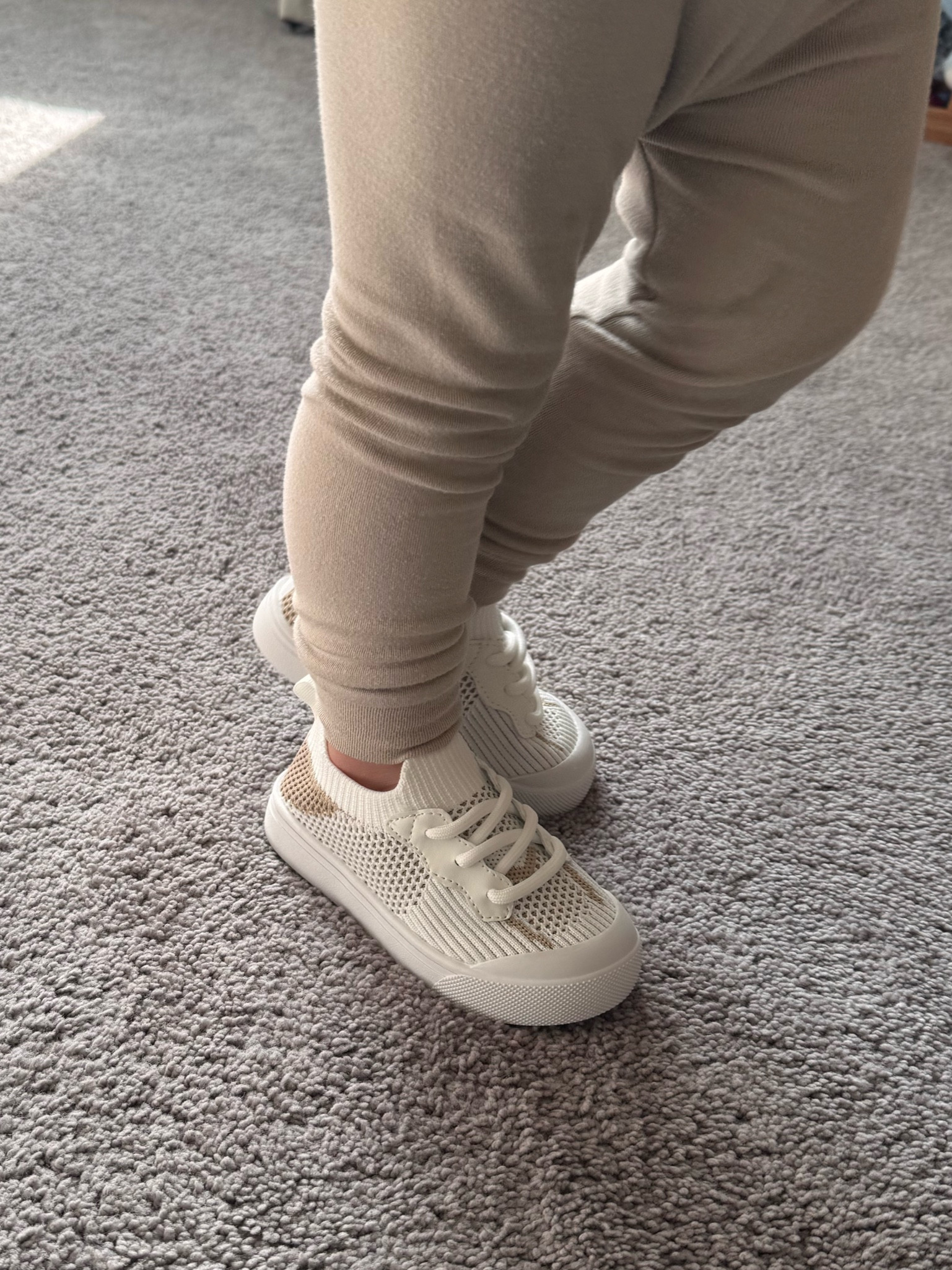 Amazon kid shoes. $28 

#LTKFindsUnder50 #LTKShoeCrush #LTKKids