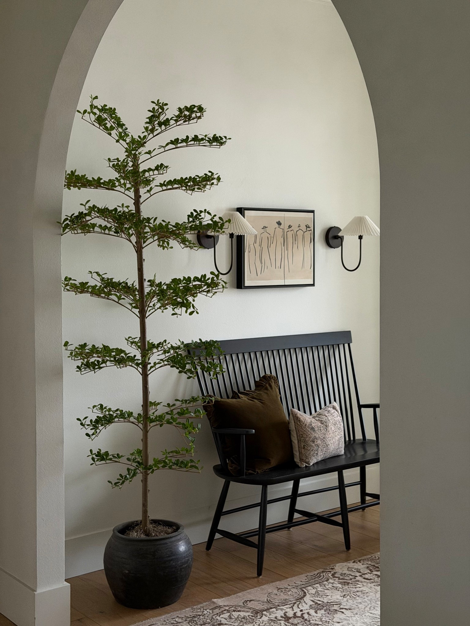 A little entryway moment~

Faux tree, vintage pot, sconces 

#LTKHome
