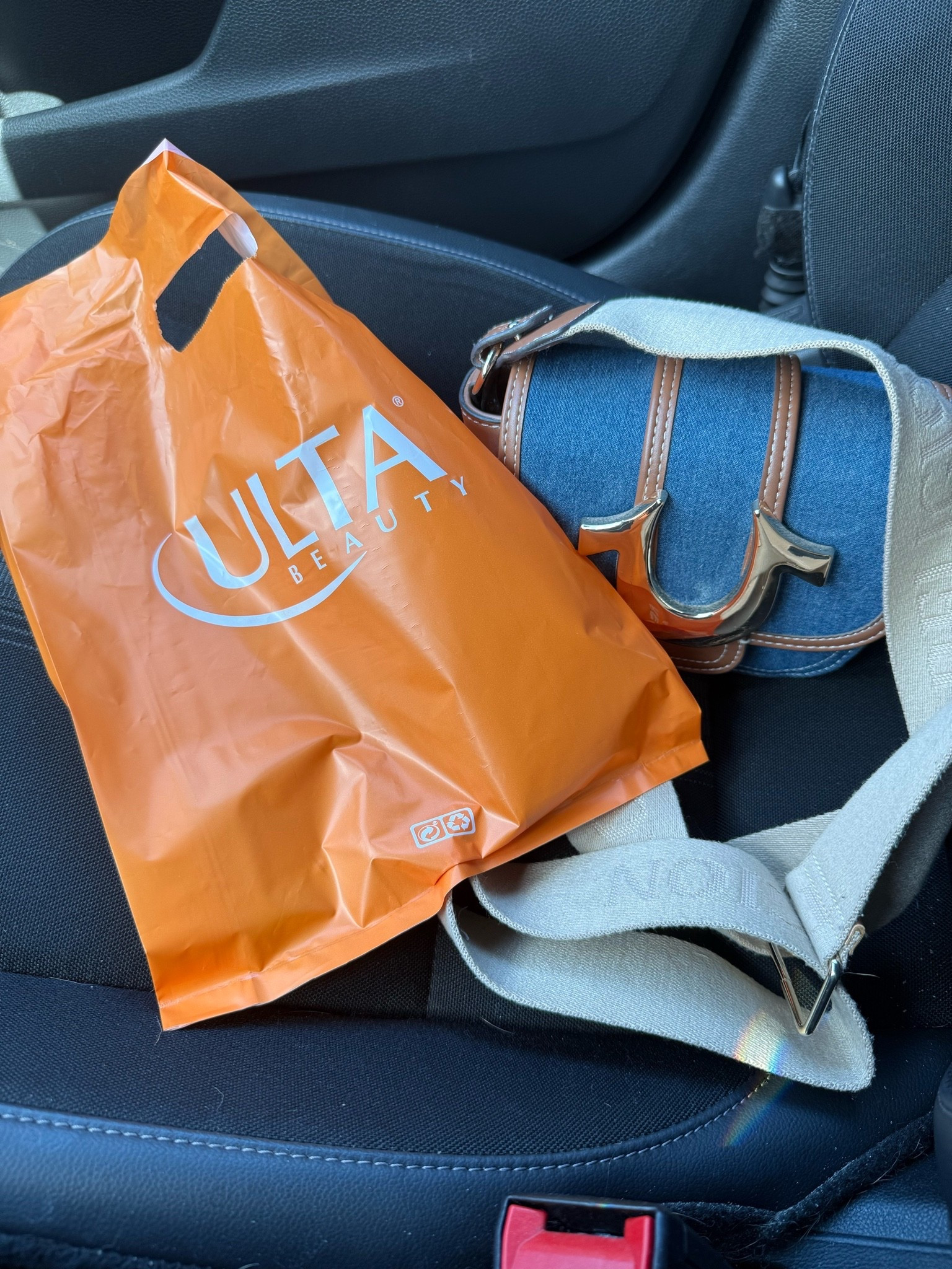 Ulta run🧡 just grabbed a restock of a foundation I love and some new lip products to try out for summer💄👄 wanted to grab some peachy and nude lip glosses for the summertime 


Ulta haul / Ulta order / makeup haul / makeup run / lip products / drugstore makeup / staples / lippies / peachy nude lip

#LTKdayinmylife #LTKBeauty #LTKselfcare