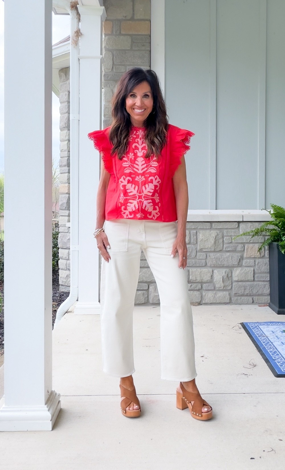 New Arrivals from AVARA

Top - Small
Jeans - 26

#avaraista @Avara 

#LTKSeasonal #LTKOver40