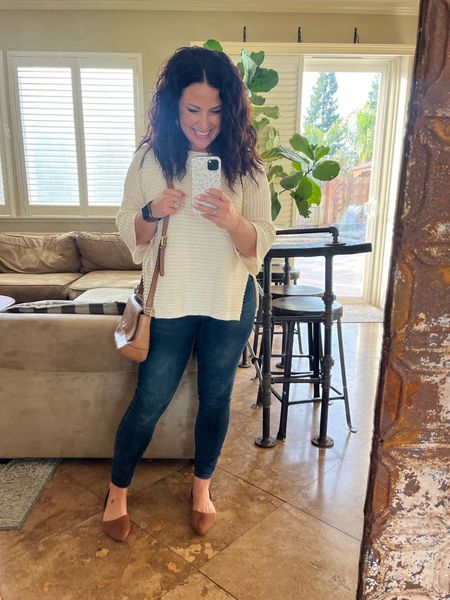 Easy basics for the first Monday of 2024 over 70°!

Tunic sweater
Skinny jeans
Pointed toe flats
Teacher style
Petite stylee

#LTKover40 #LTKshoecrush #LTKstyletip