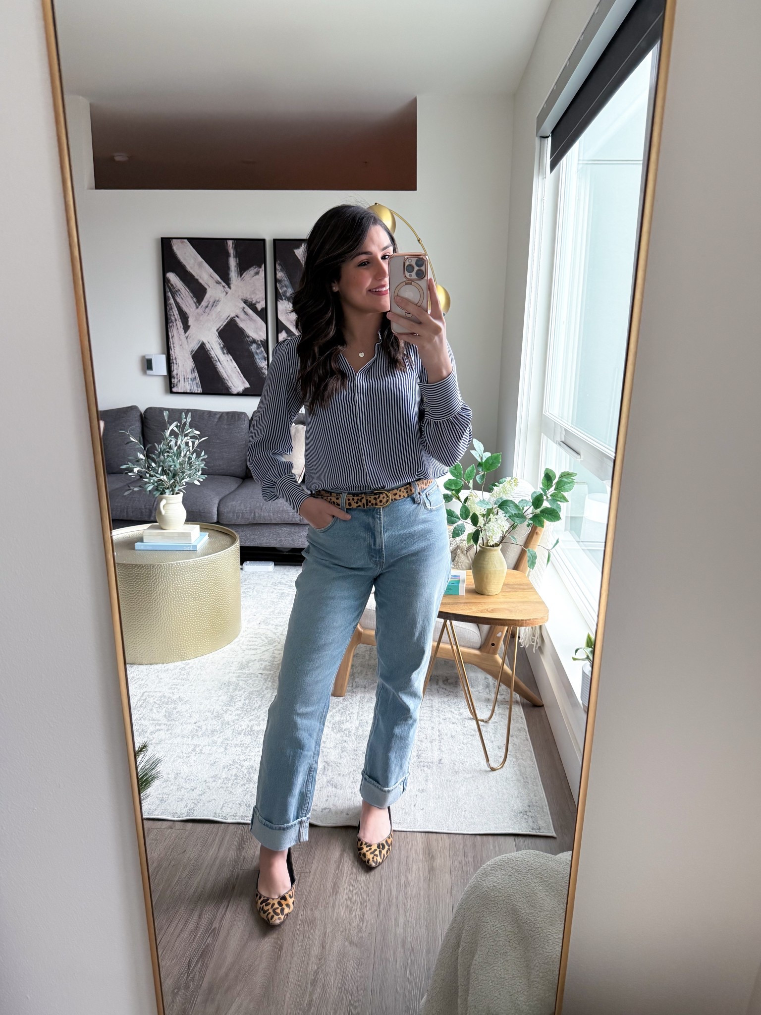 spring transition outfits | spring outfits | casual chic style | effortless style | minimal style 

Jeans: 28S 
Top: old, from Loft :( 

#LTKSeasonal #LTKStyleTip #LTKPetite